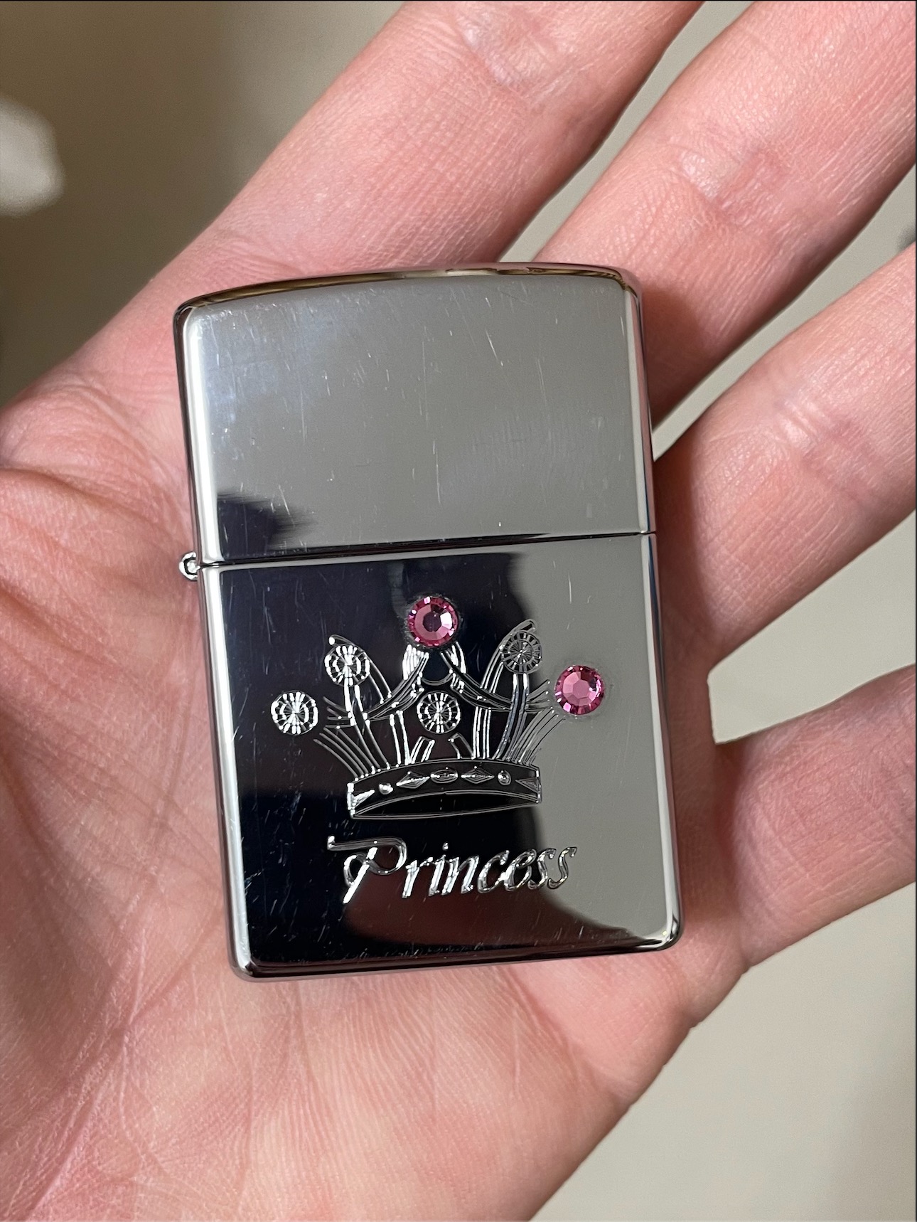 فندک زیپو اصلی طرح تاج با نگین سواروسکی zippo