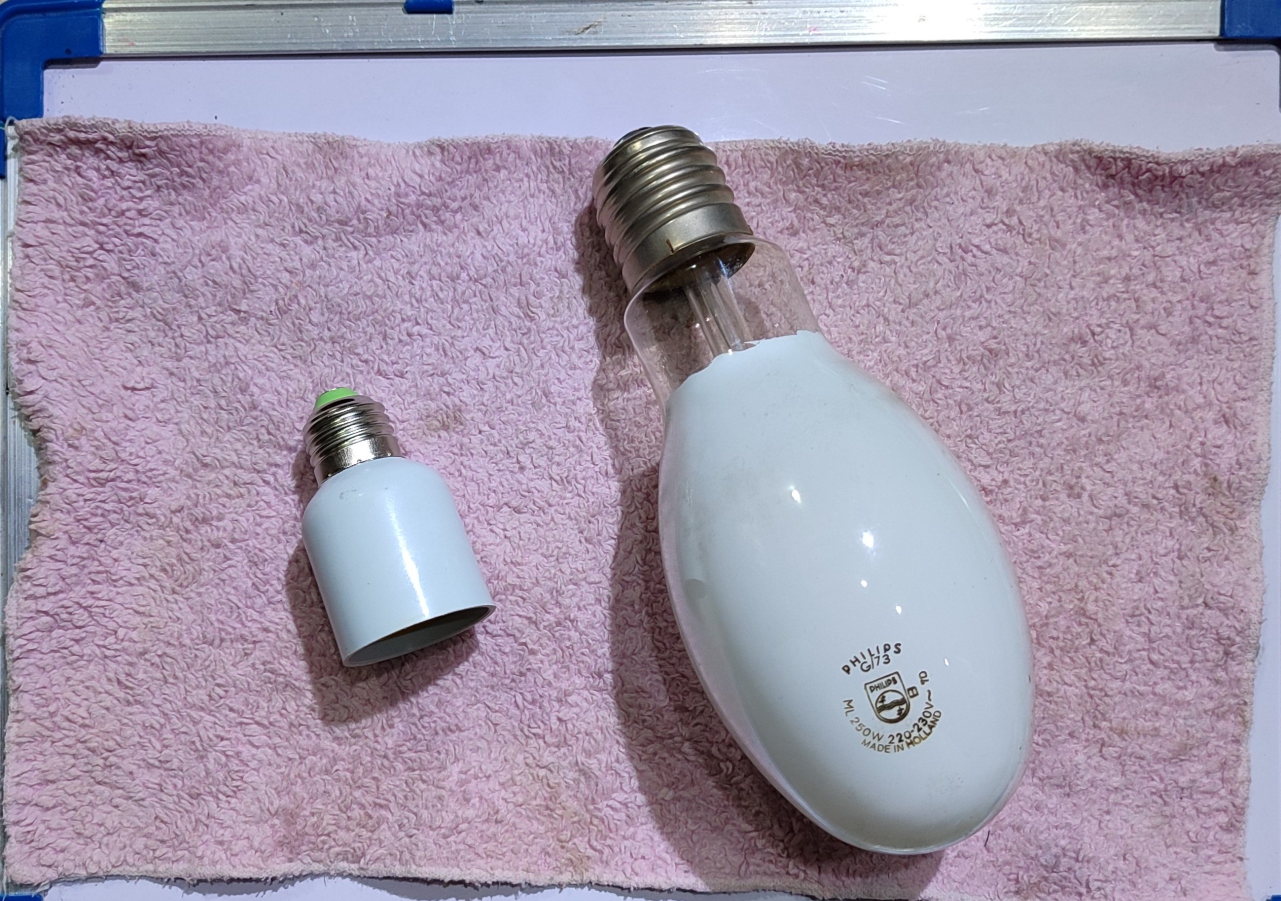 لامپ گازی فیلیپس اصلی