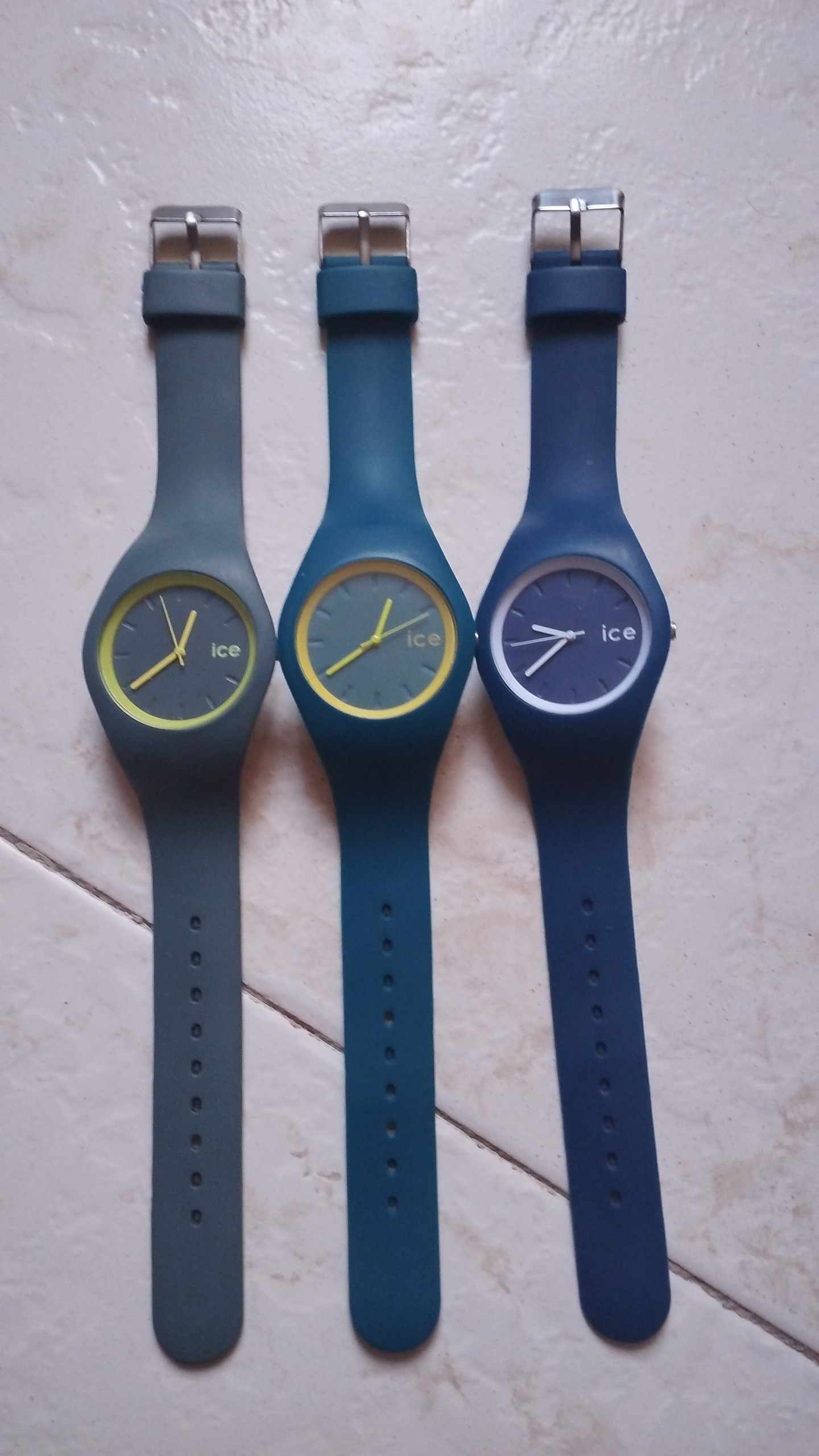 سه جفت ساعت Ice بند سلیکونی با هم