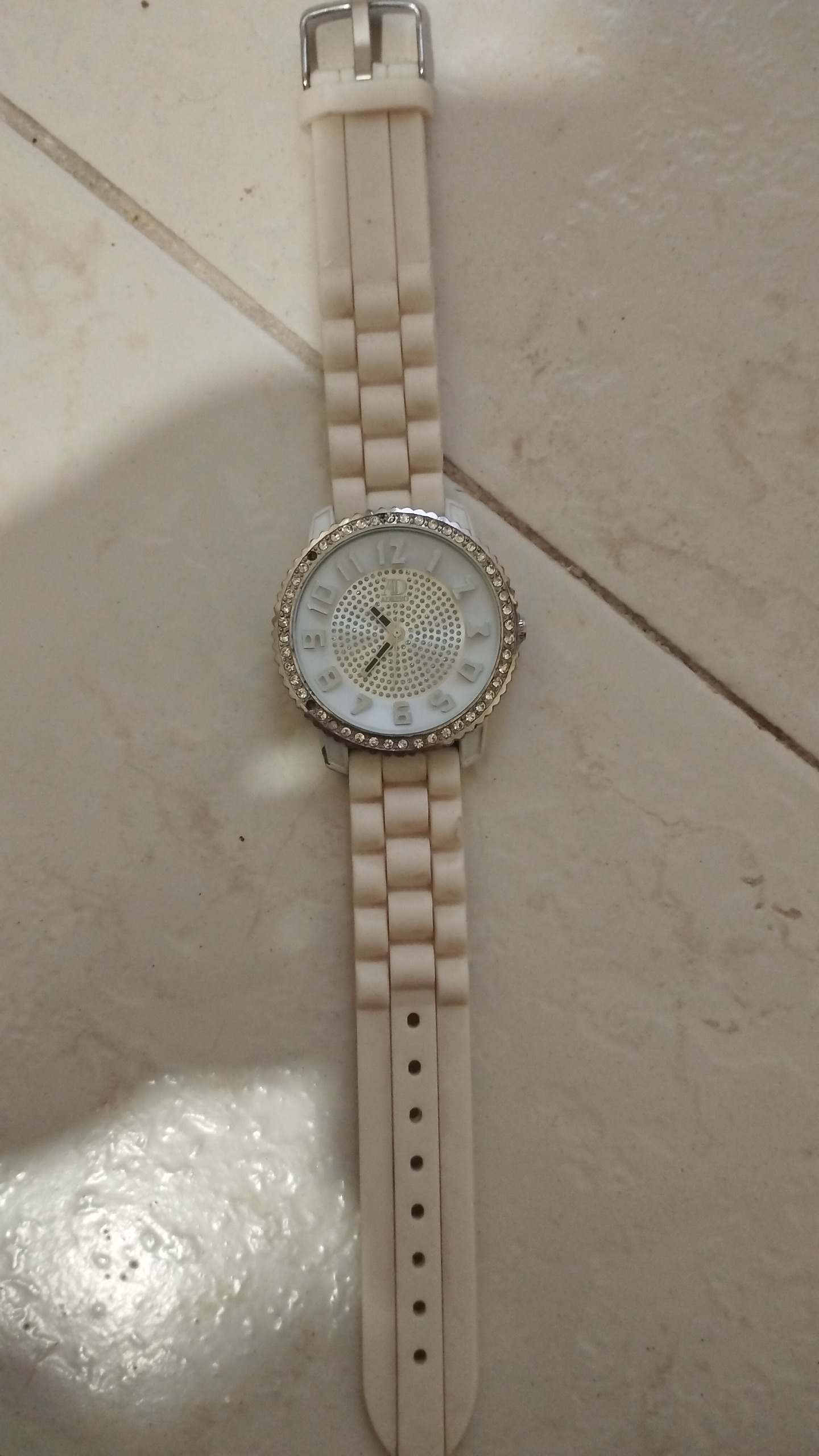 ساعت ADESSO زنانه بند سلیکون