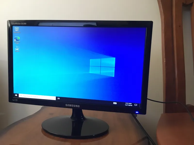 مانیتور 19 سامسونگ بسیار تمیز مدلS19A300B با جعبه