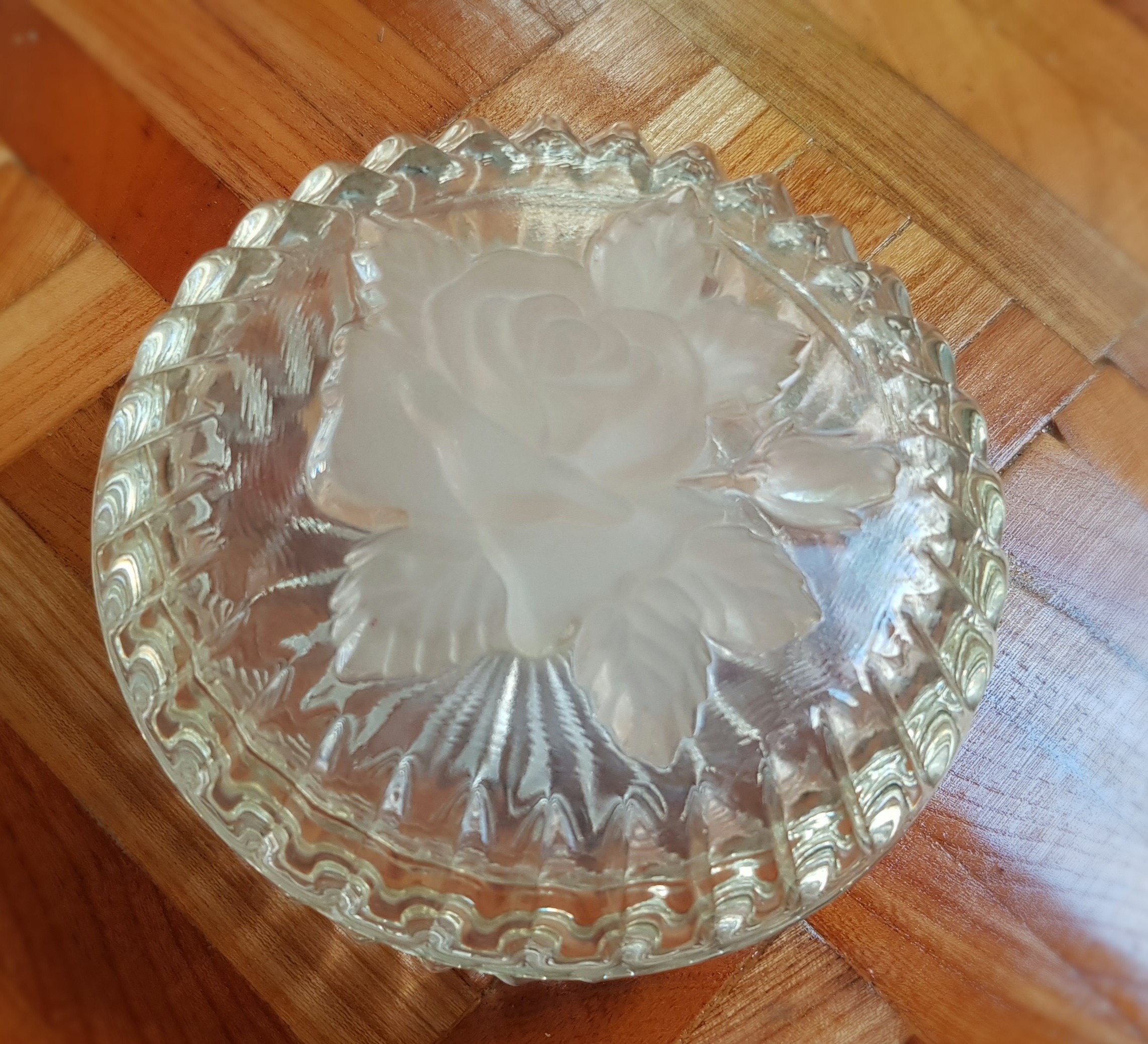 شکلات خوری دردار
