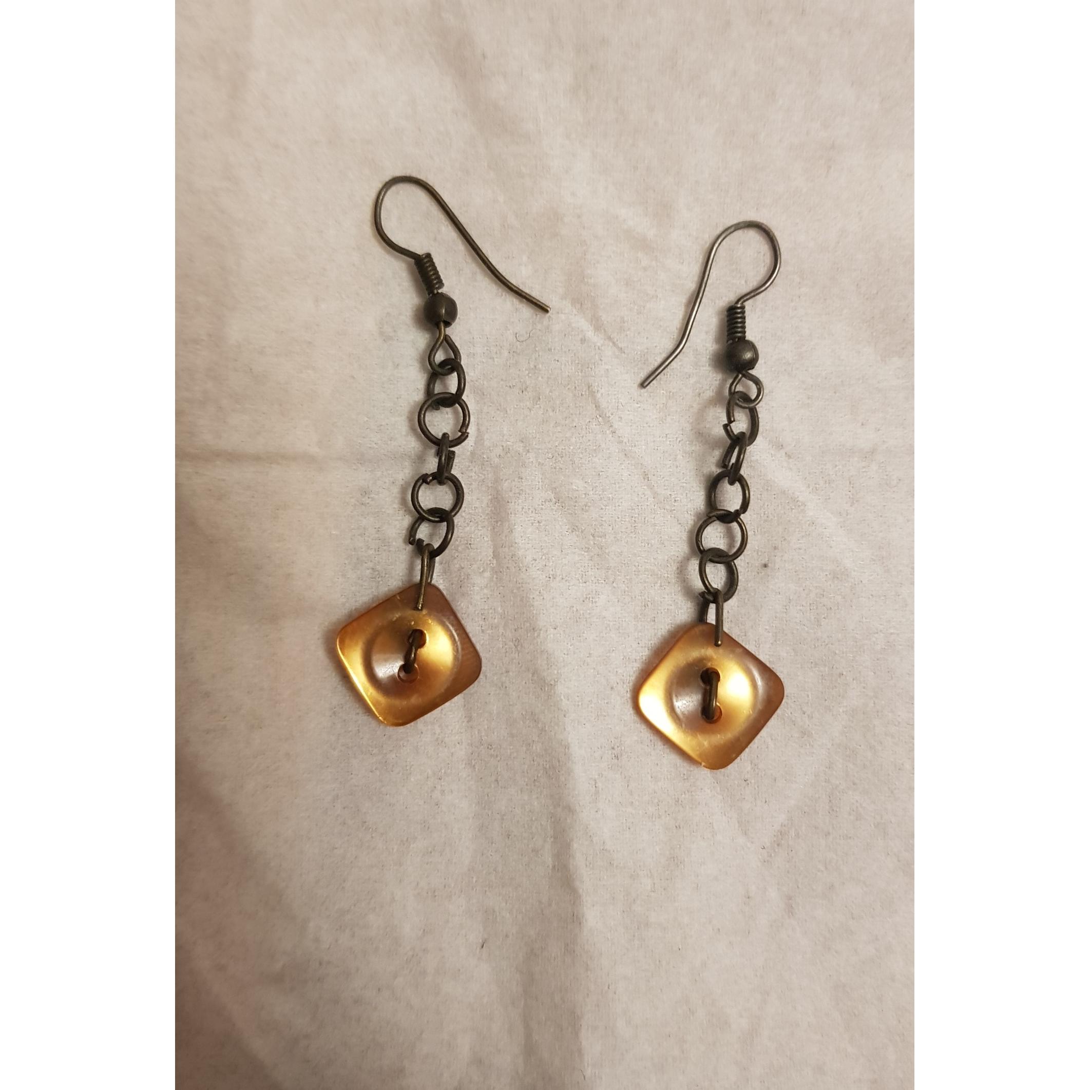 گوشواره دکمه ای آویزی