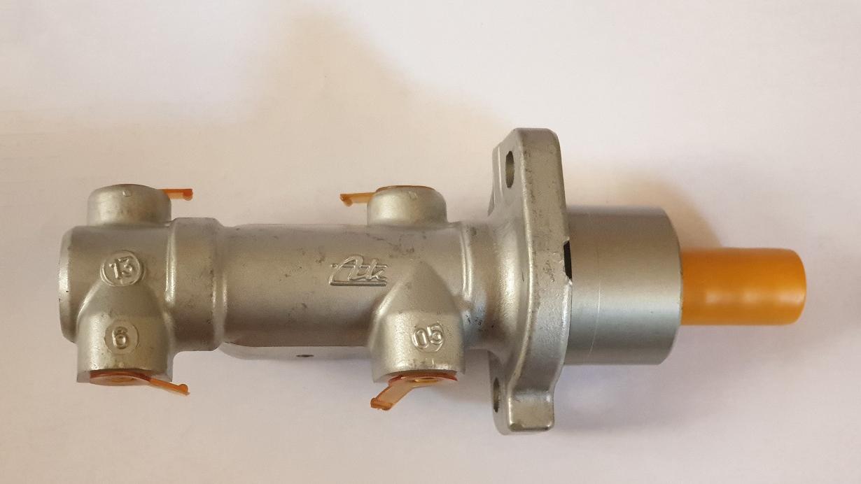 پمپ ترمز 206 (سیلندر ترمز) چهار پیچ / تیپ 2