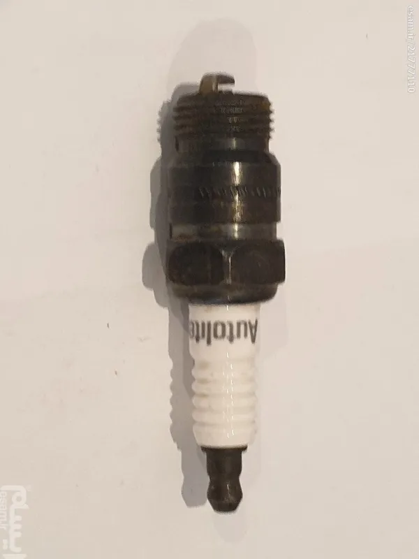 شمع پایه کوتاه AUTOLITE  کد 124 کاشی داخل
