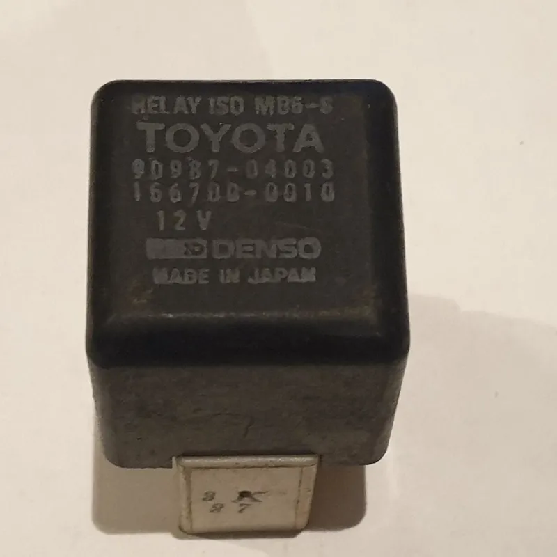 رله تویوتا 12 ولت denso / ساخت ژاپن