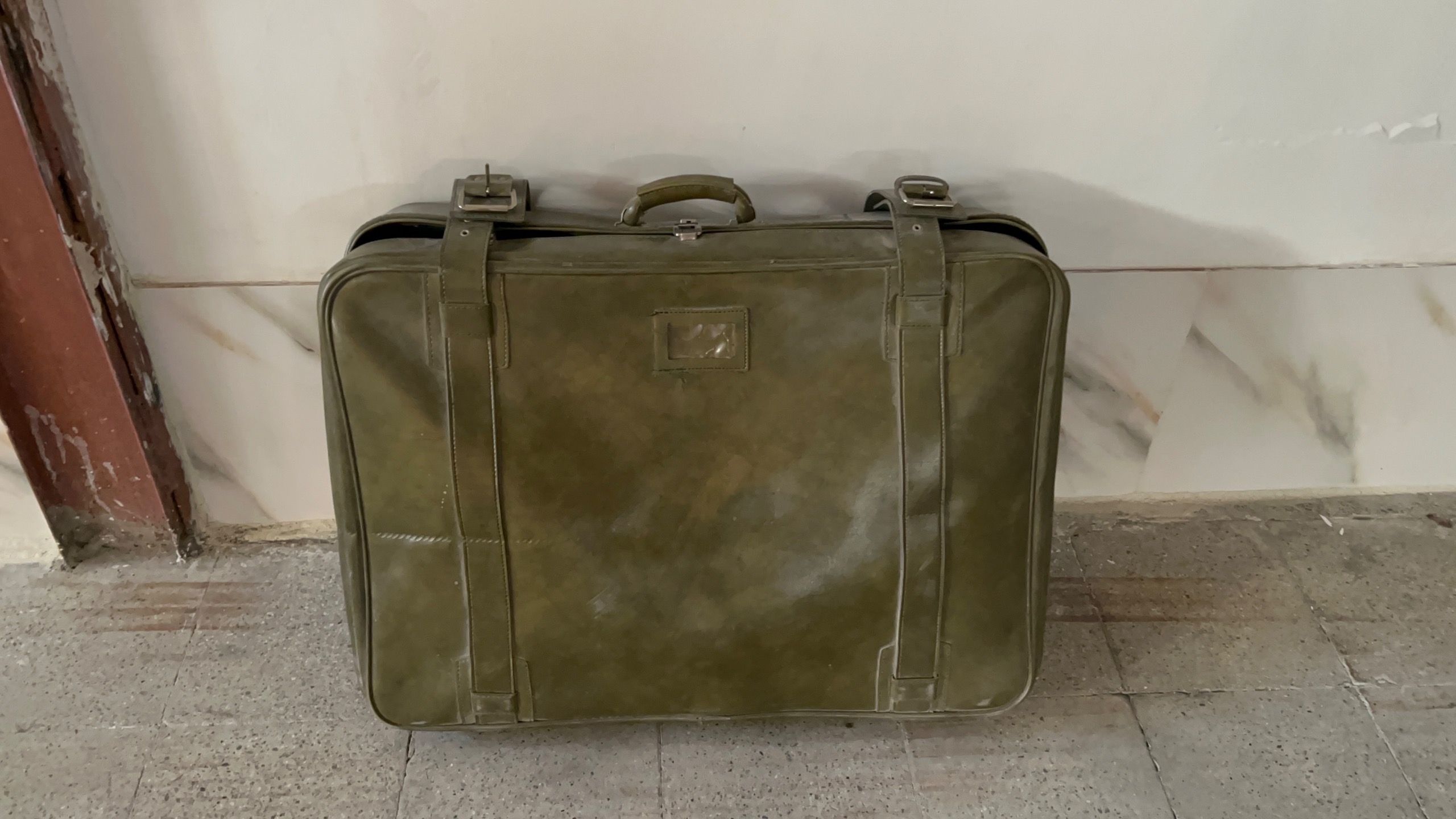 چمدان چرم آنتیک