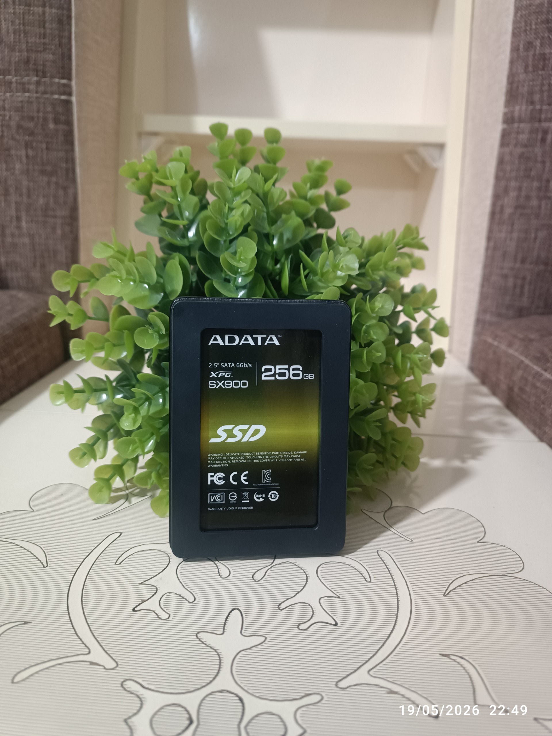 هارد Adata SSD 256 سلامت 100