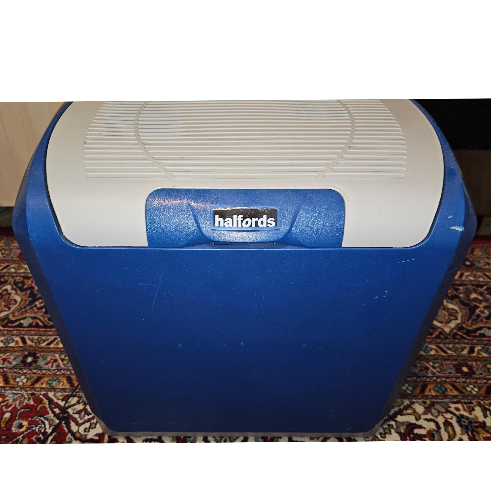 یخچال خودرو halfords