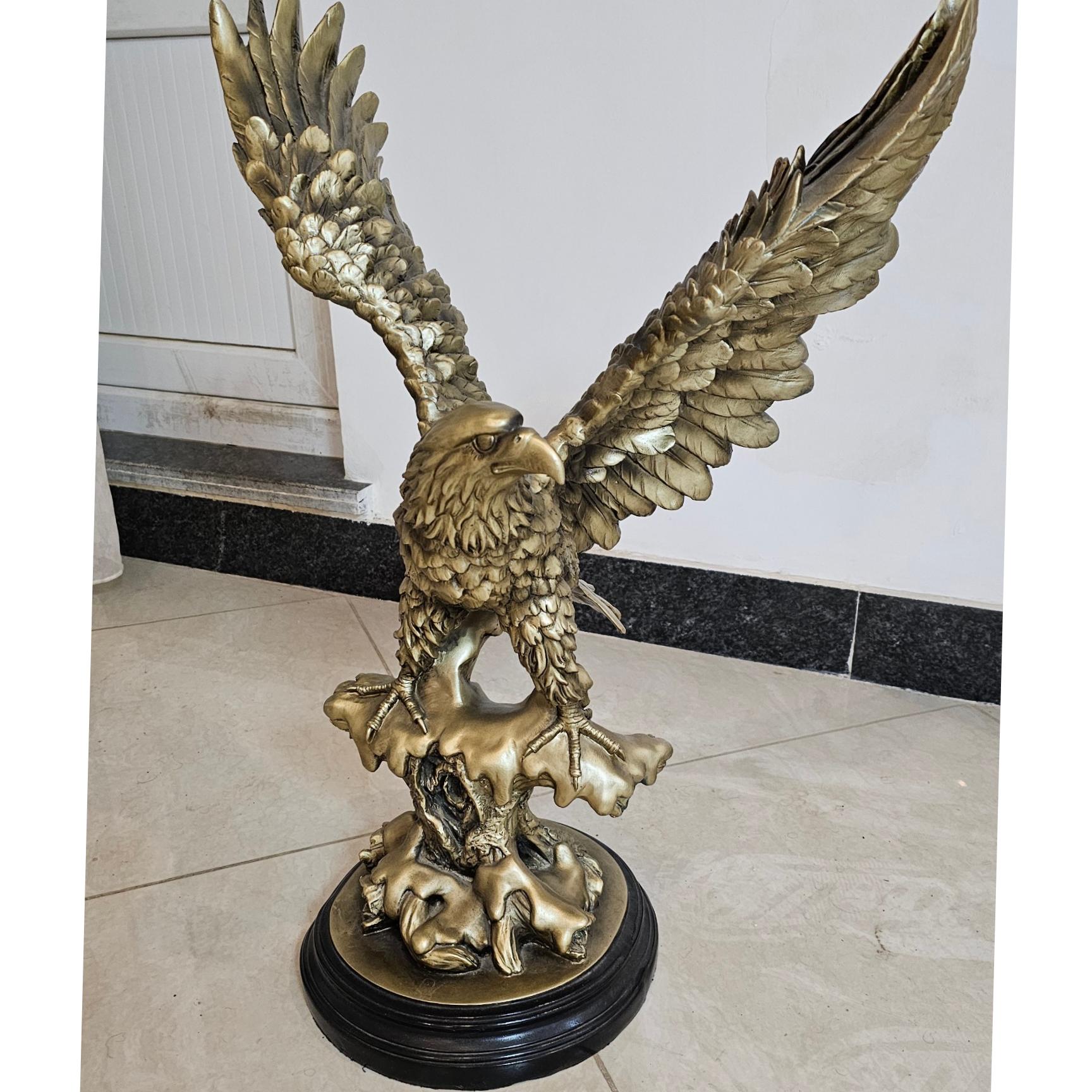 مجسمه پلی آمید عقاب