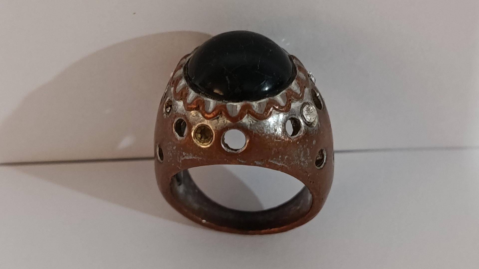 انگشتر زیبای مسی قدیمی