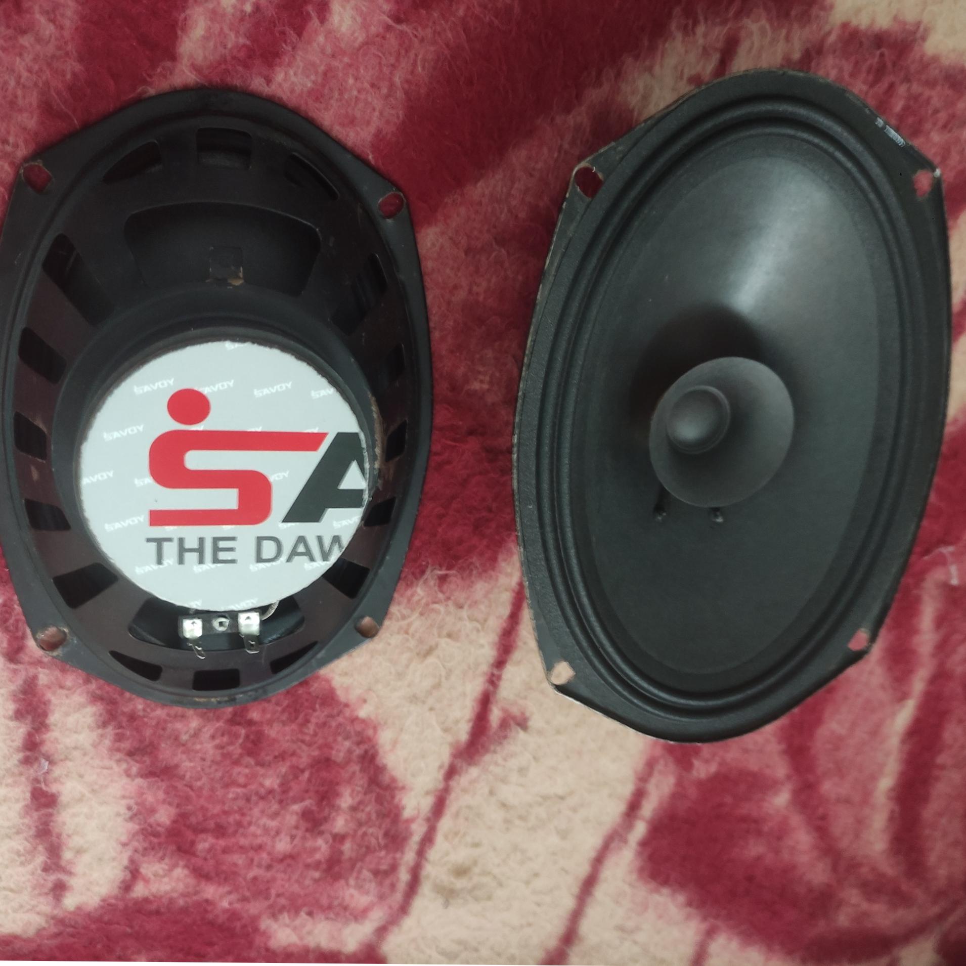 میدرنج خربزه ای JBL بسیار قوی درحد