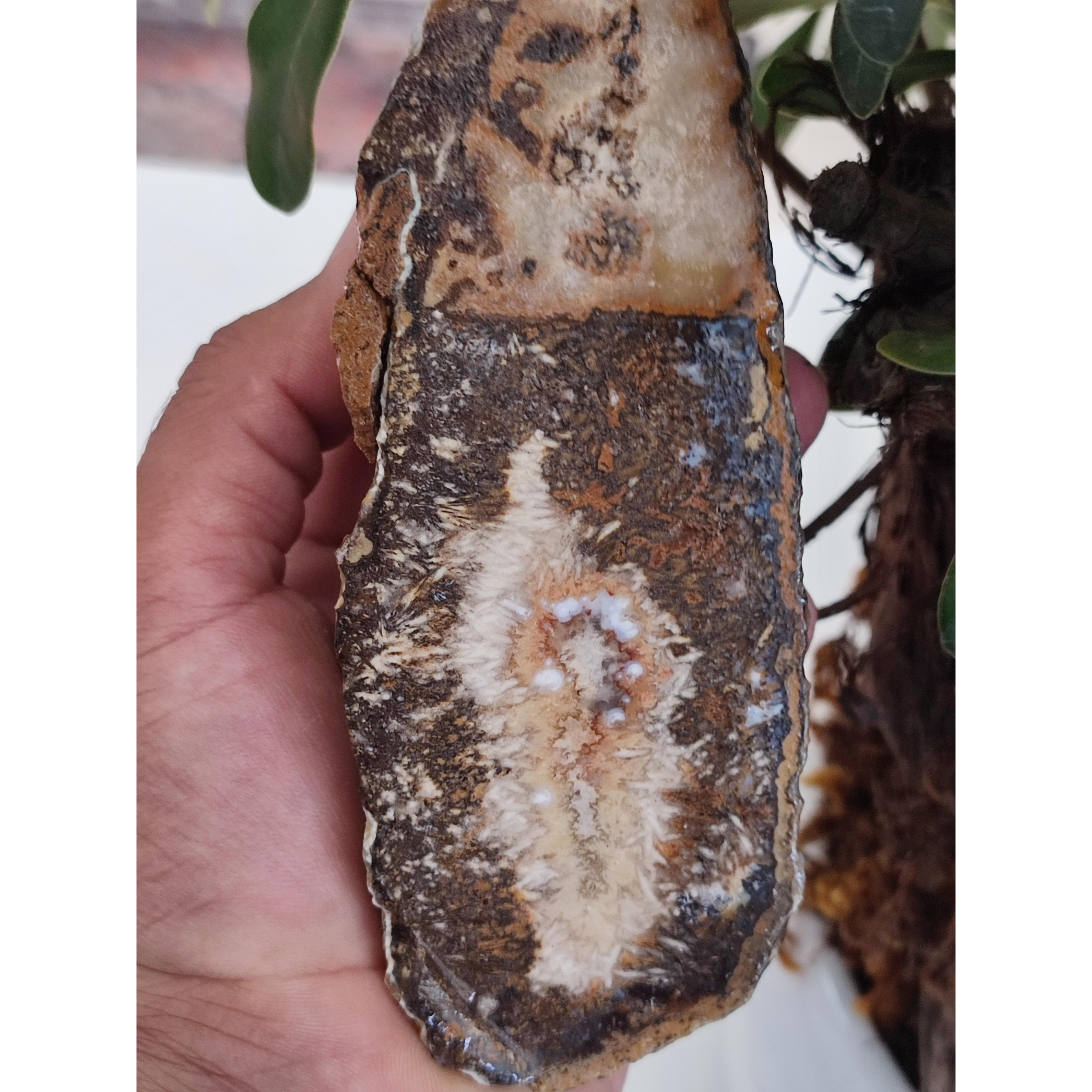 سنگ عقیق مویی زیبا پولیش نخورده