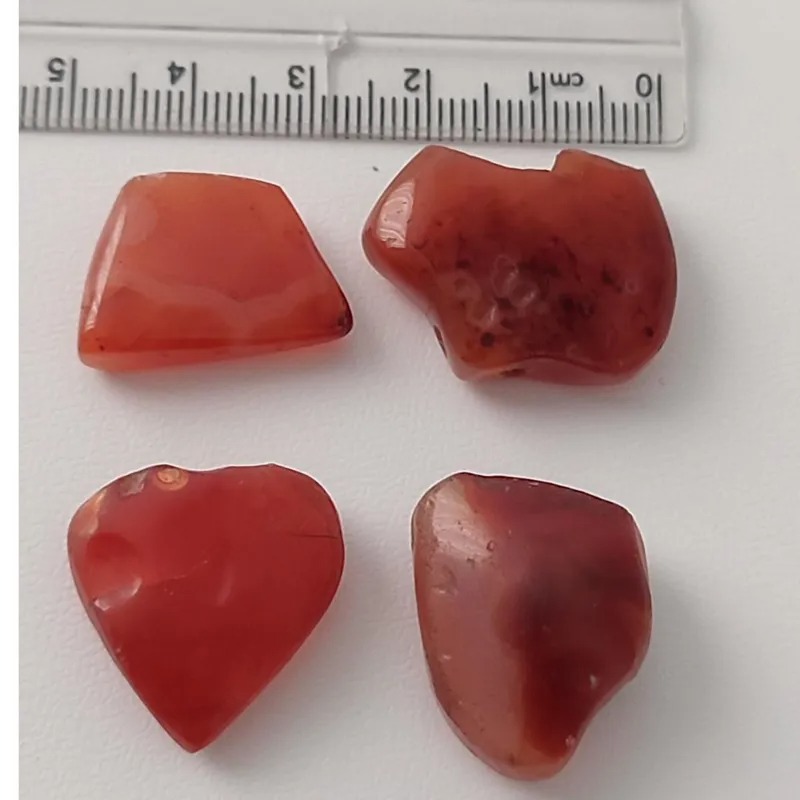 چهار عدد عقیق قدیمی بدون فرآوری