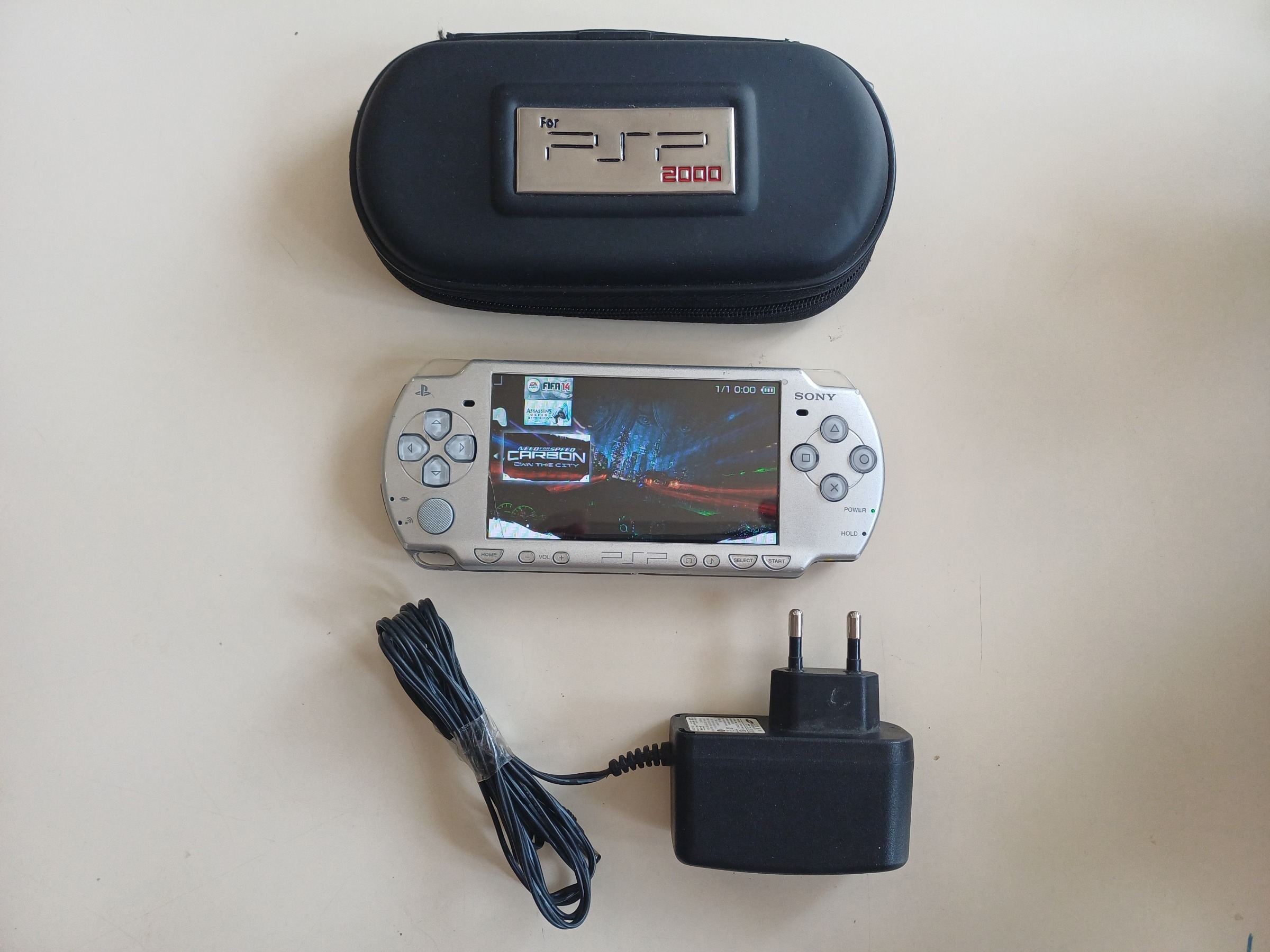 کنسول PSP 2000 نقره ای