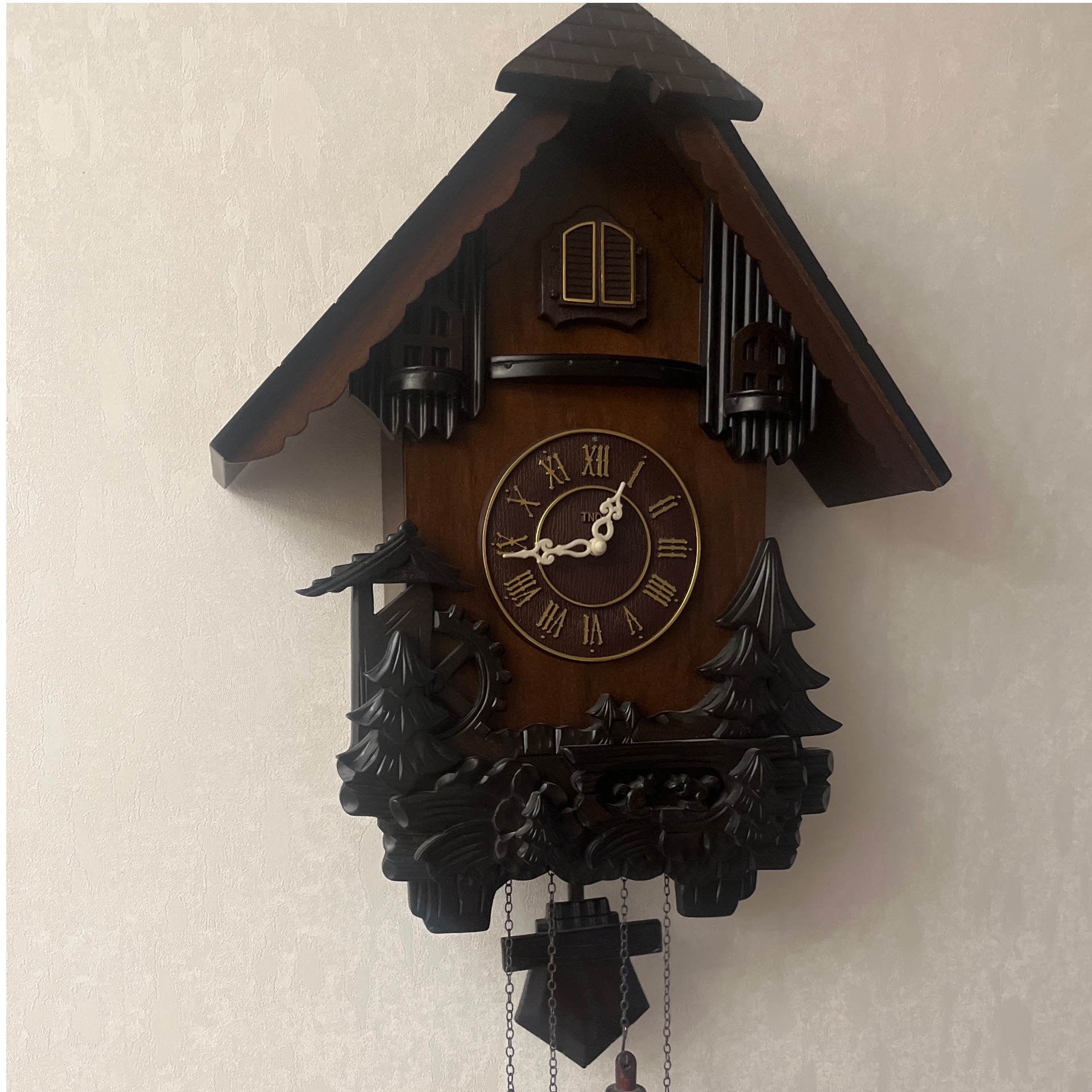 ساعت کوکو قدیمی