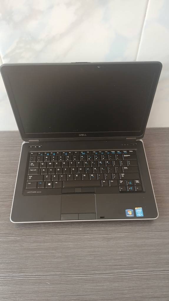 لپ تاپ قدرتمند نسل 4 گرافیک 2گیگ DELL