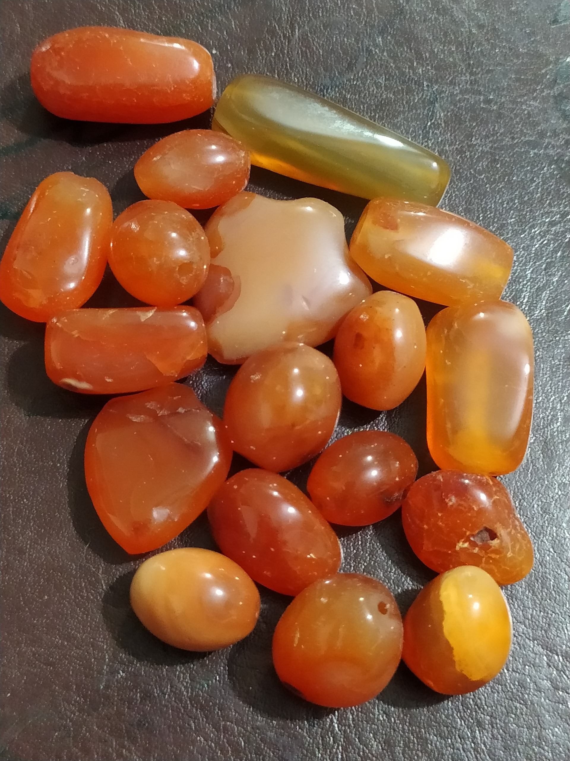 18تامهره عقیق گردنبند قدیمی