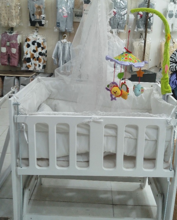 تخت رورورک کریر