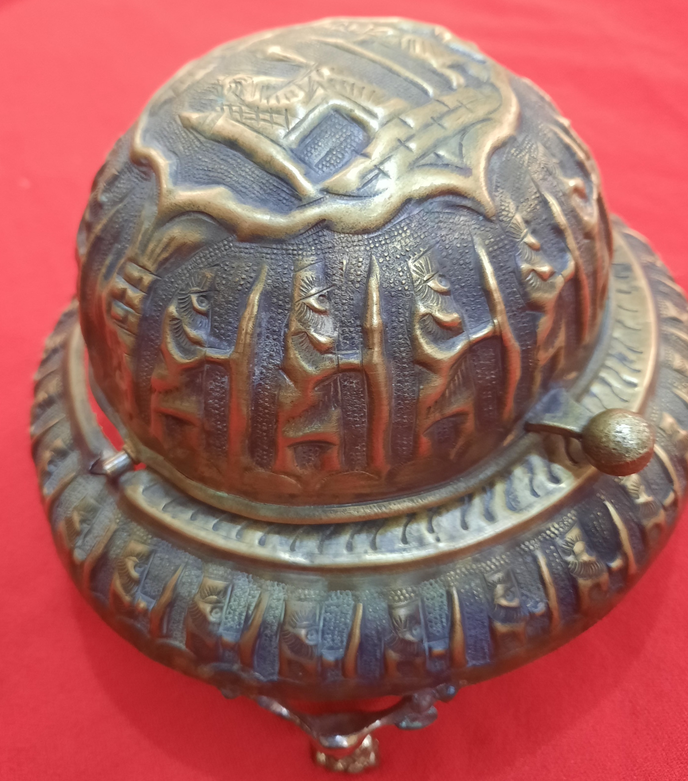 خاویار خوری برنجی