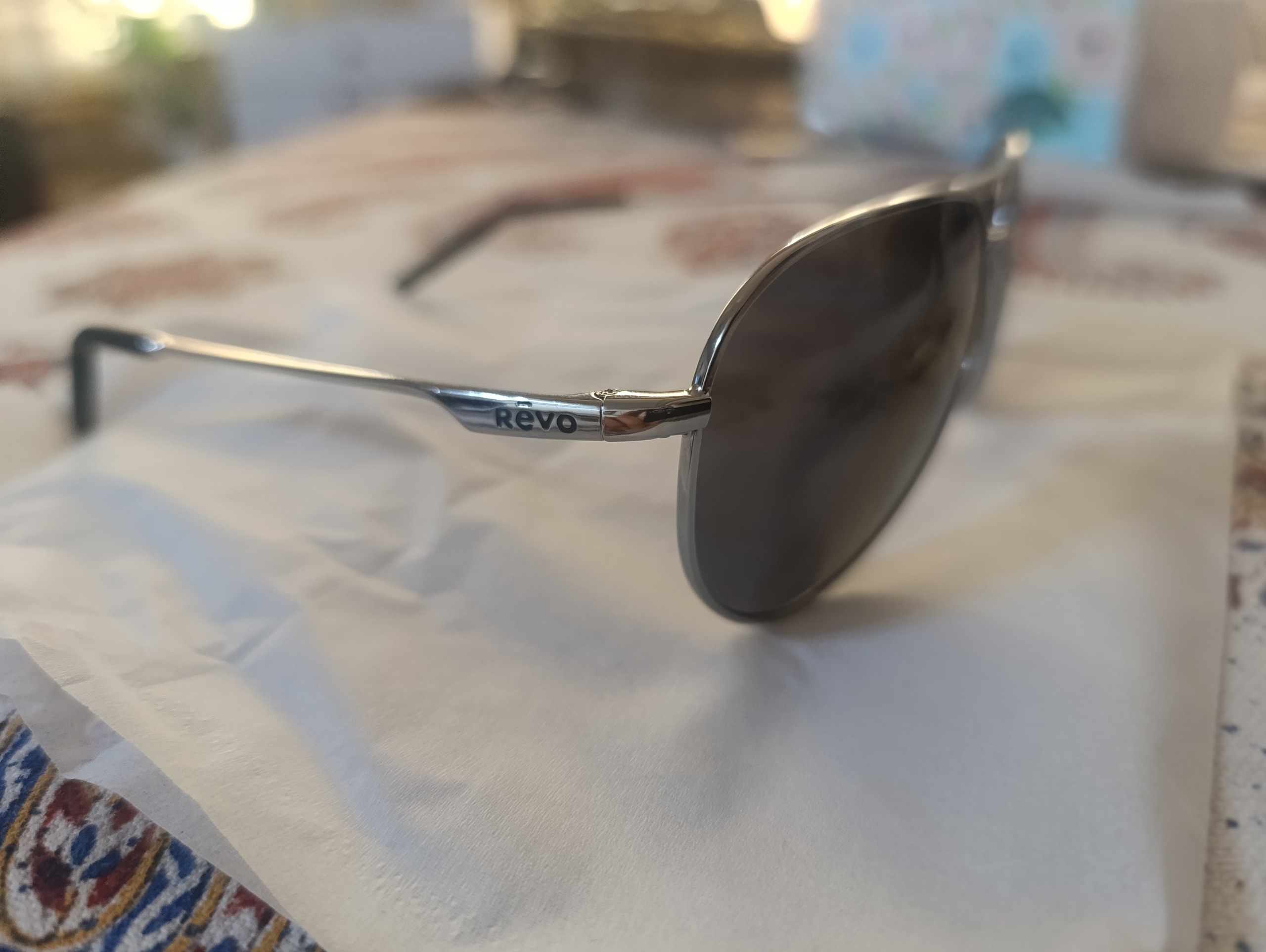 عینک revo اصل