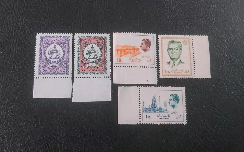 5 عدد تمبر پهلوی حاشیه ورق