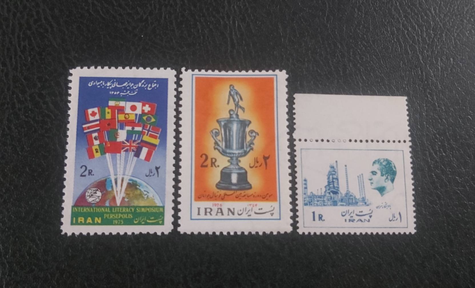 3 عدد تمبر پهلوی