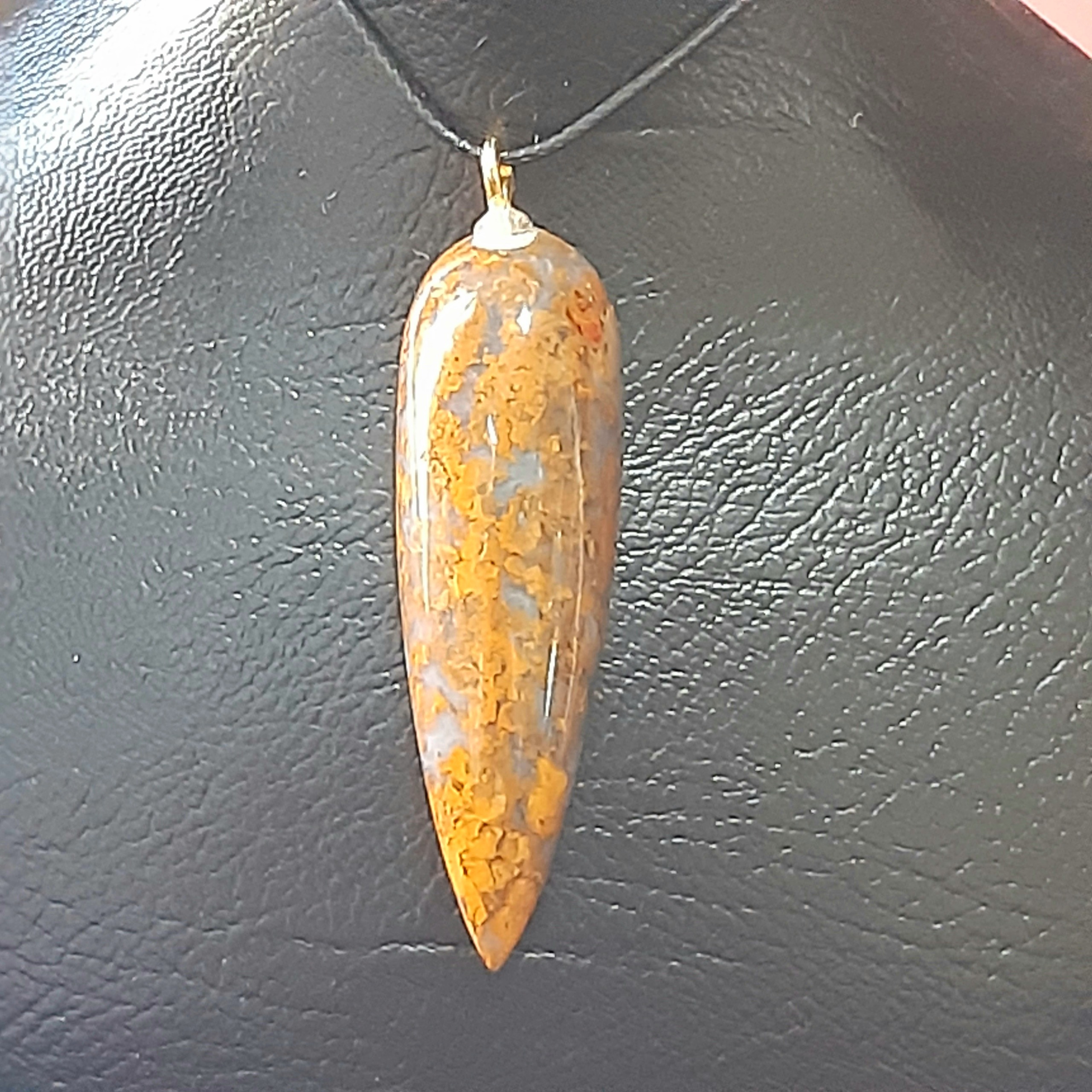 گردنبند شجر پاییزه درهم پیچیده