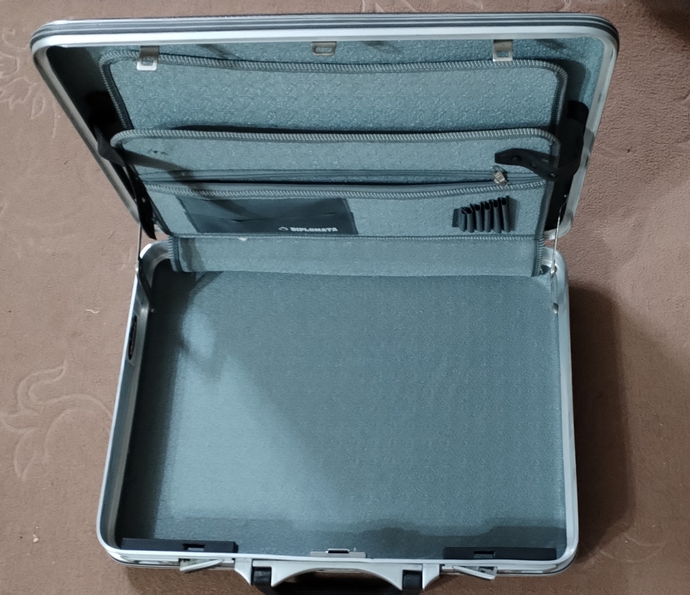 کیف سامسونت دیپلمات