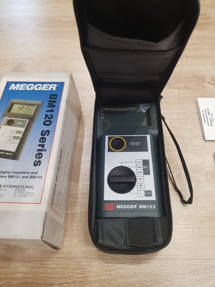 میگر مولتی متر 1 کیلوولتی MEGGER BM-123
