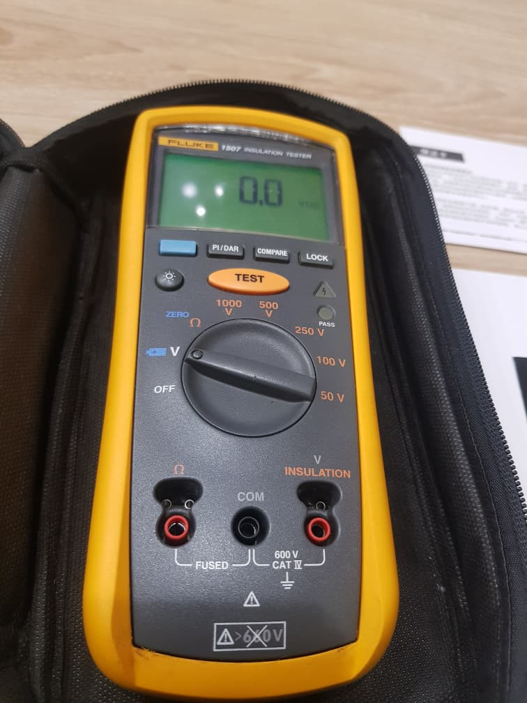 میگر 1 کیلو ولتی فلوک Fluke-1507