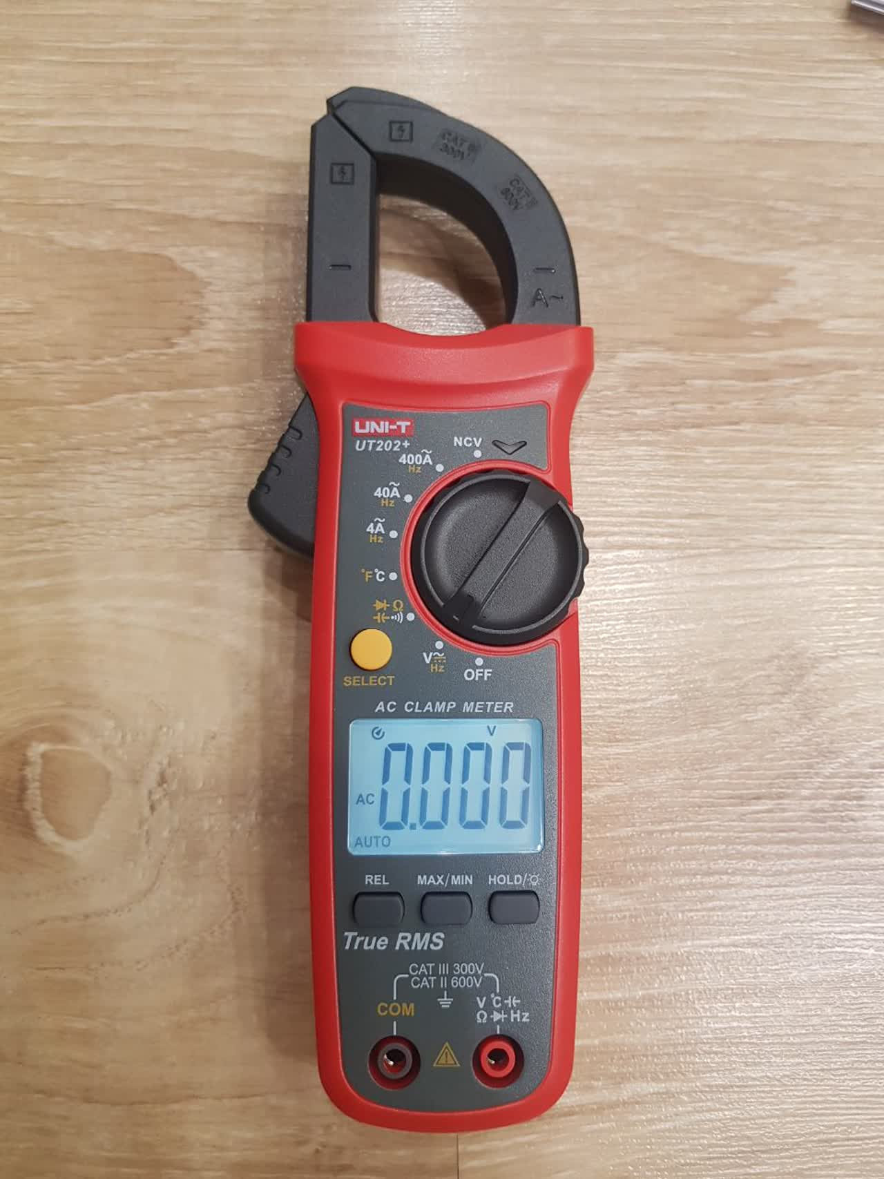 آمپرمتر کلمپی یونی تی uni-t ut-202 پلاس