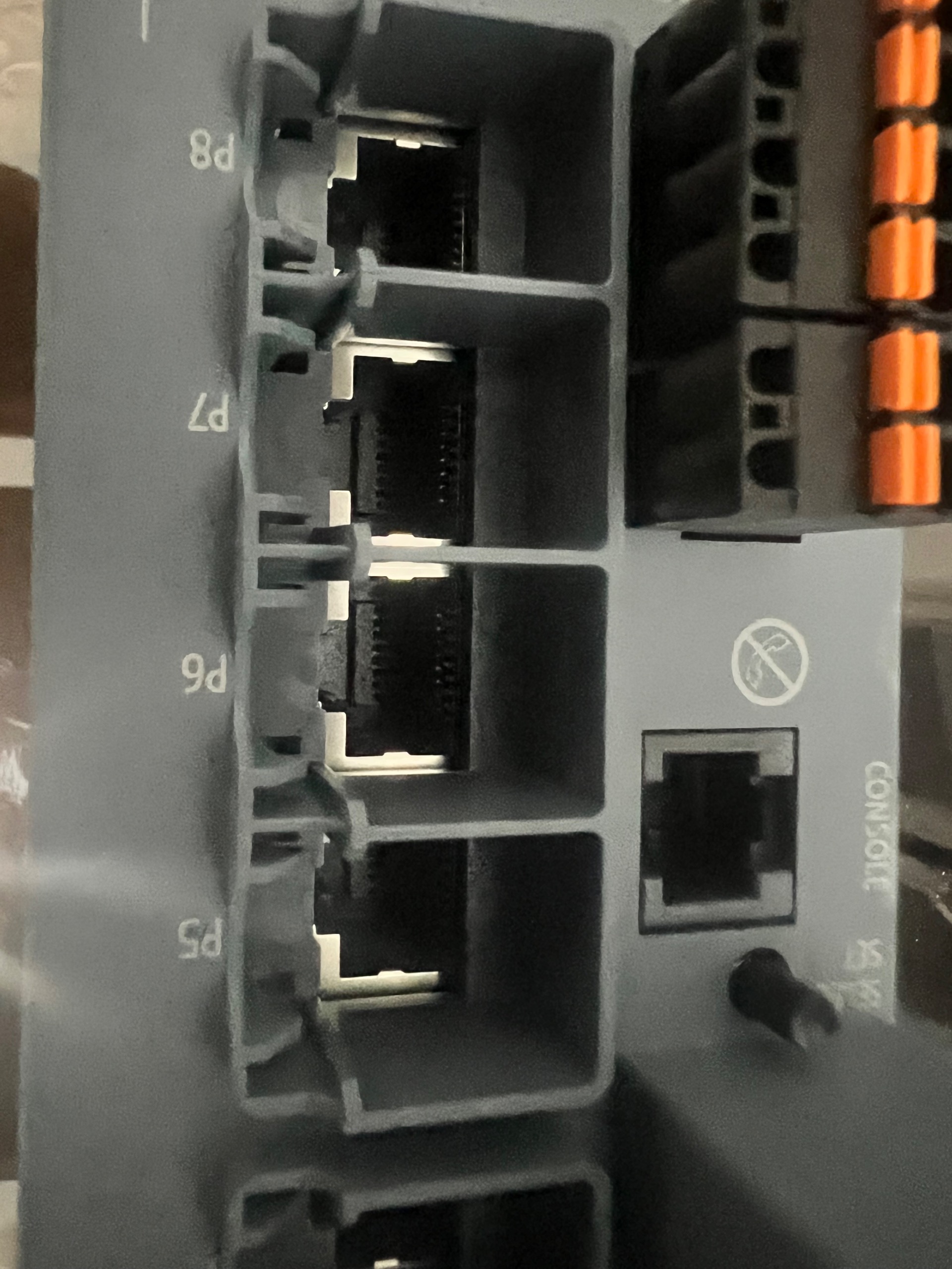 سوییچ اسکالانس xc208 زیمنس