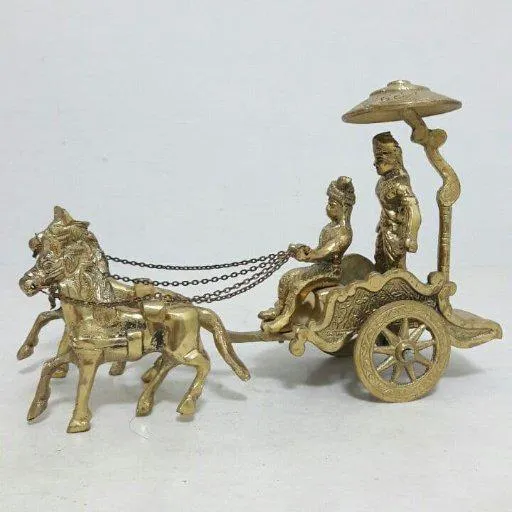 مجسمه ارابه جنگی برنجی