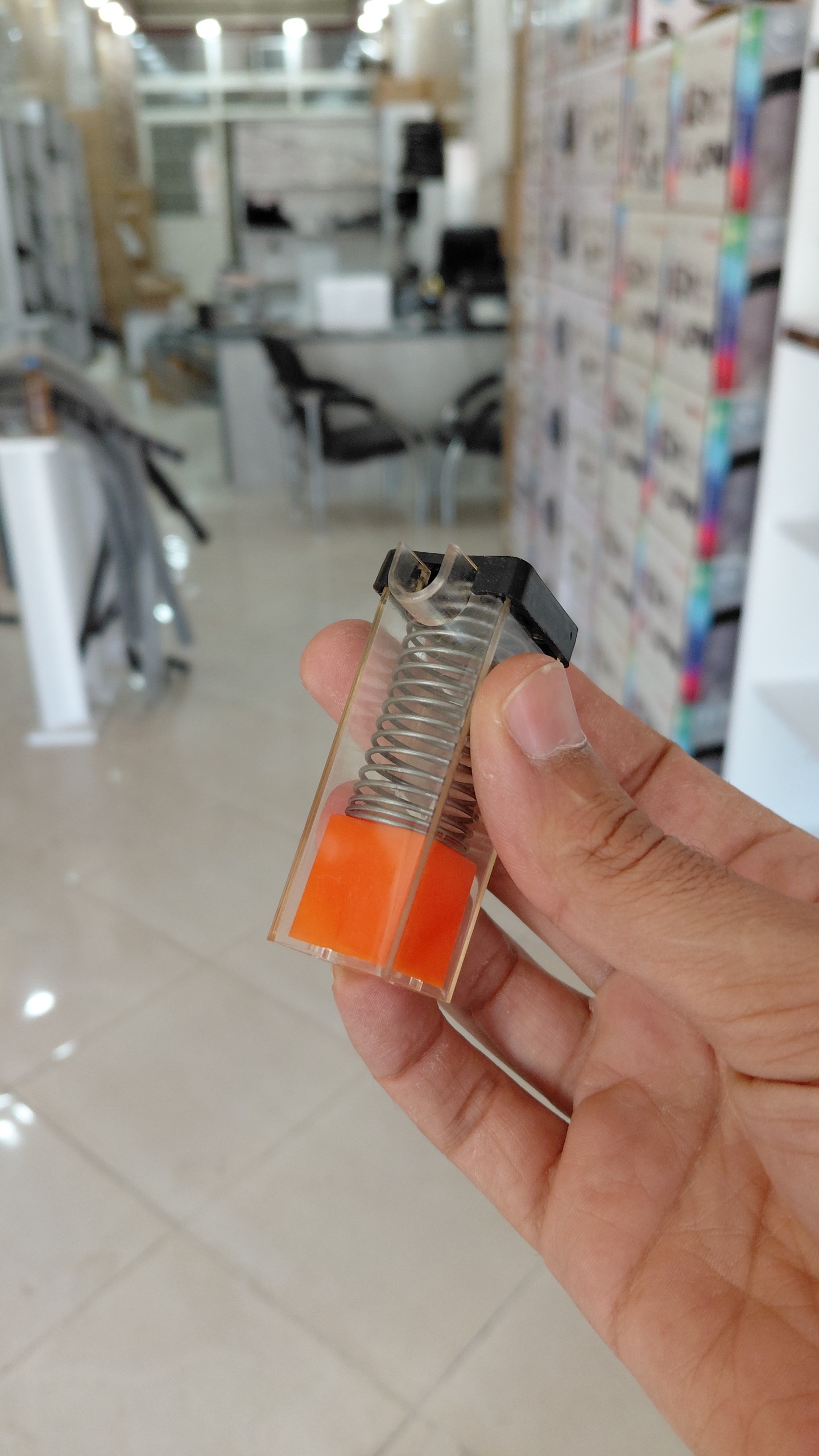 اندیکاتور جاروبرقی هیتاچی