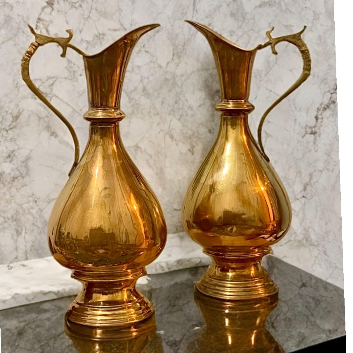 یک جفت پارچ برنجی لب اردکی