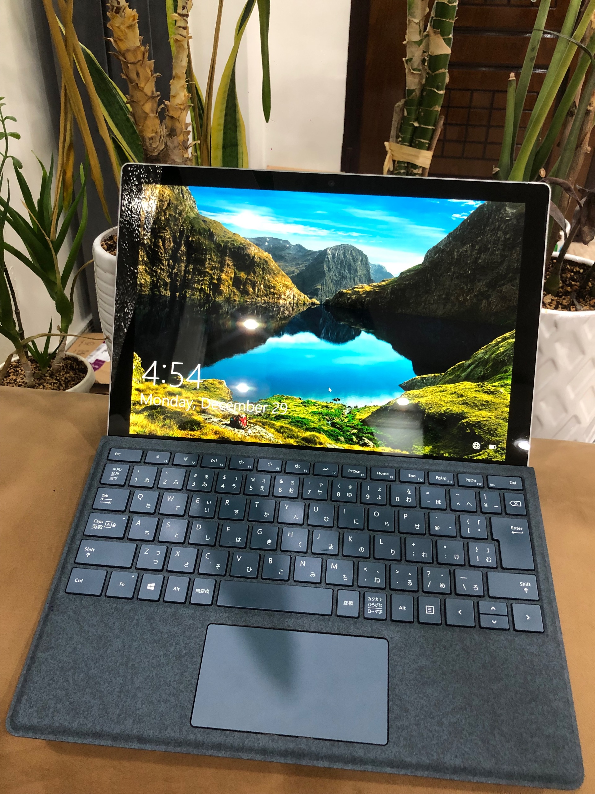 مزایده سرفیس پرو 6 PRO