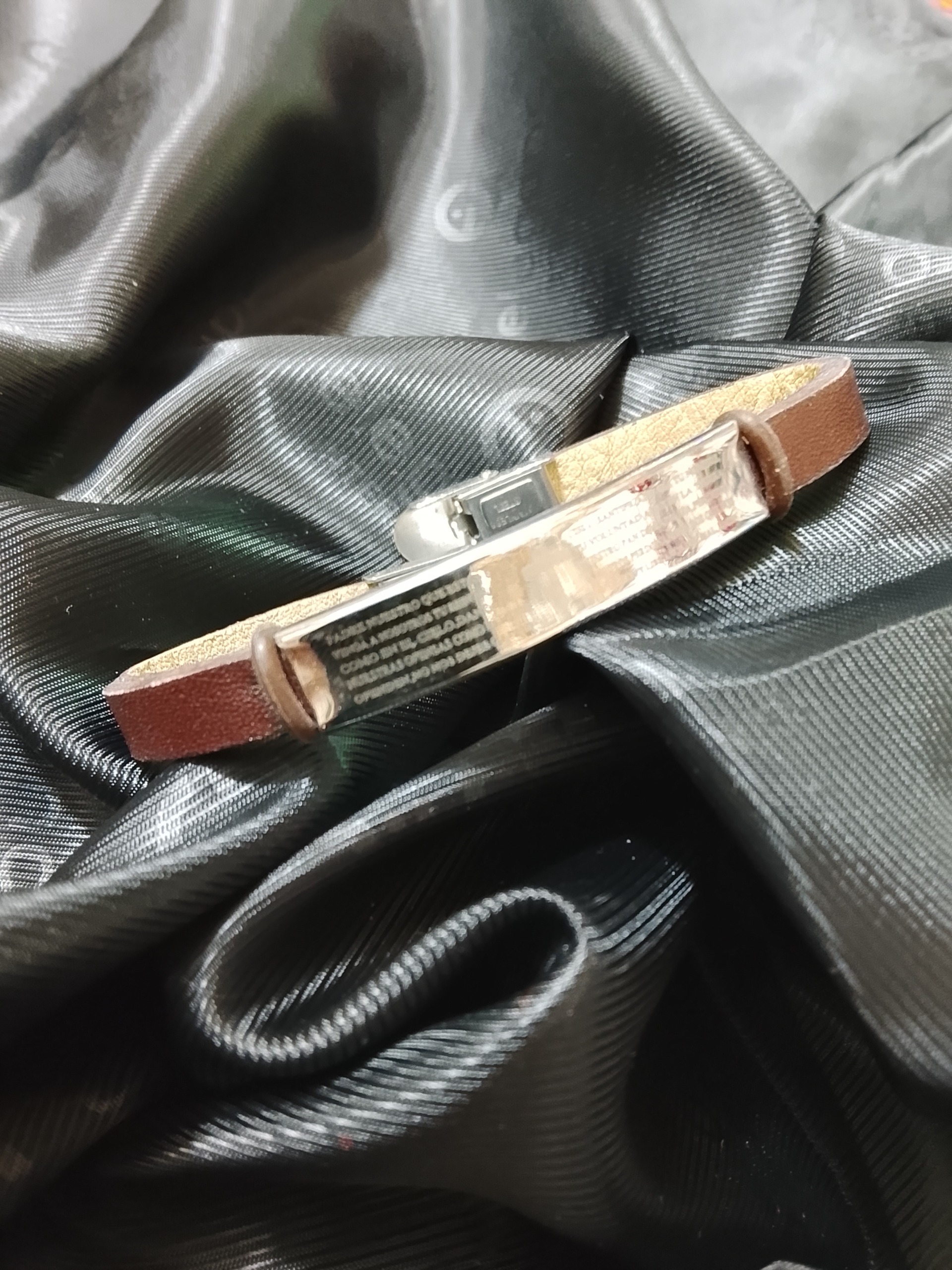 دست بند چرم