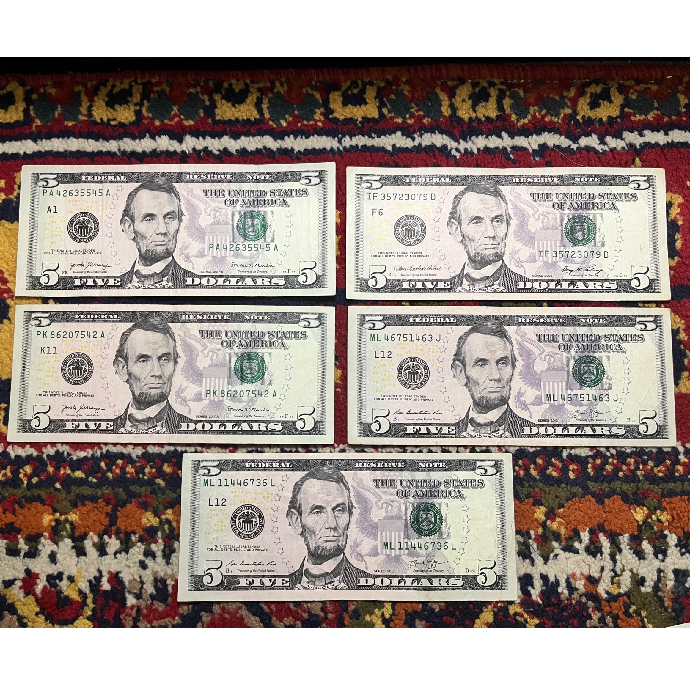 5 برگ 5 دلاری آمریکا درحد (توضیحات)