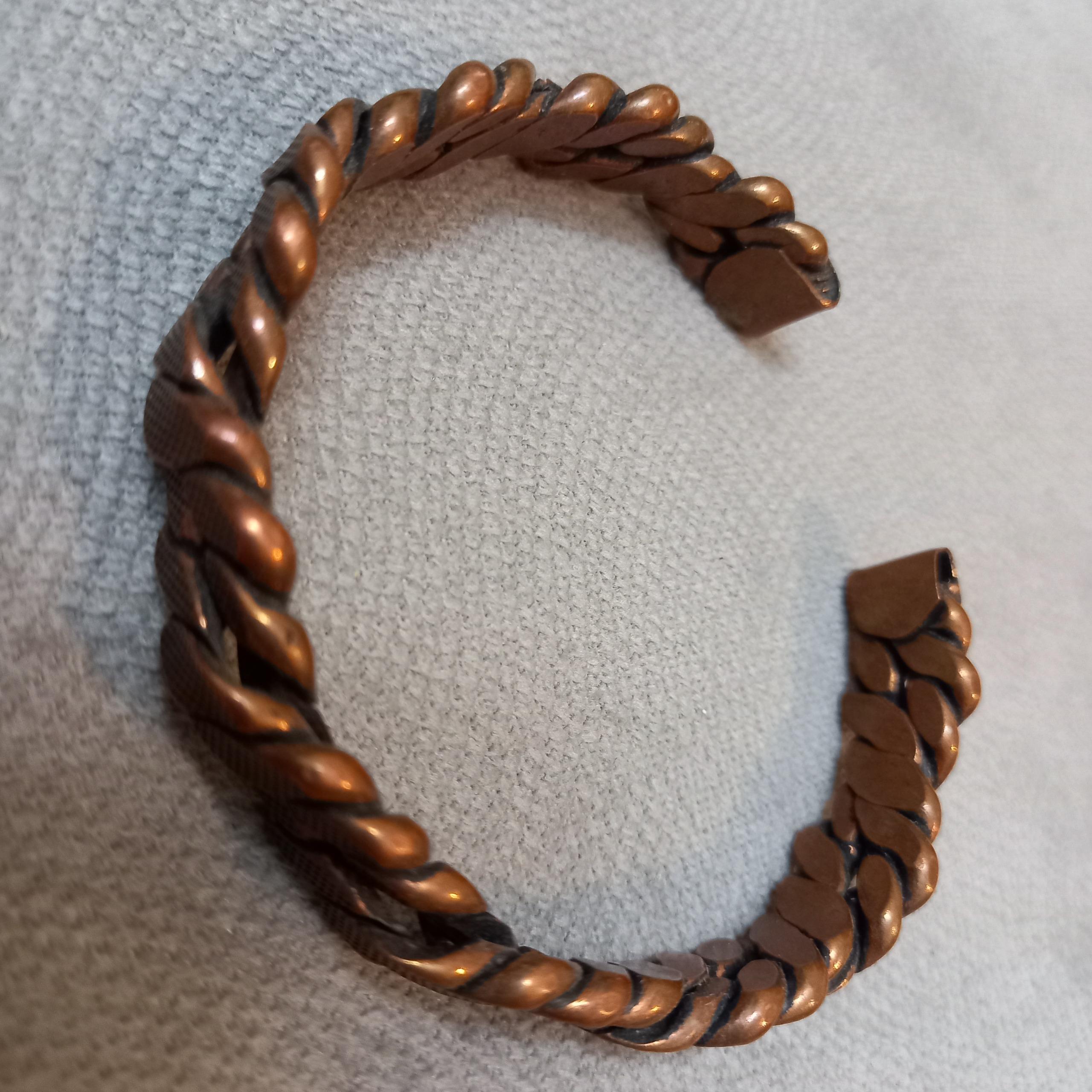 دستبند مسی طرح کنگره ای