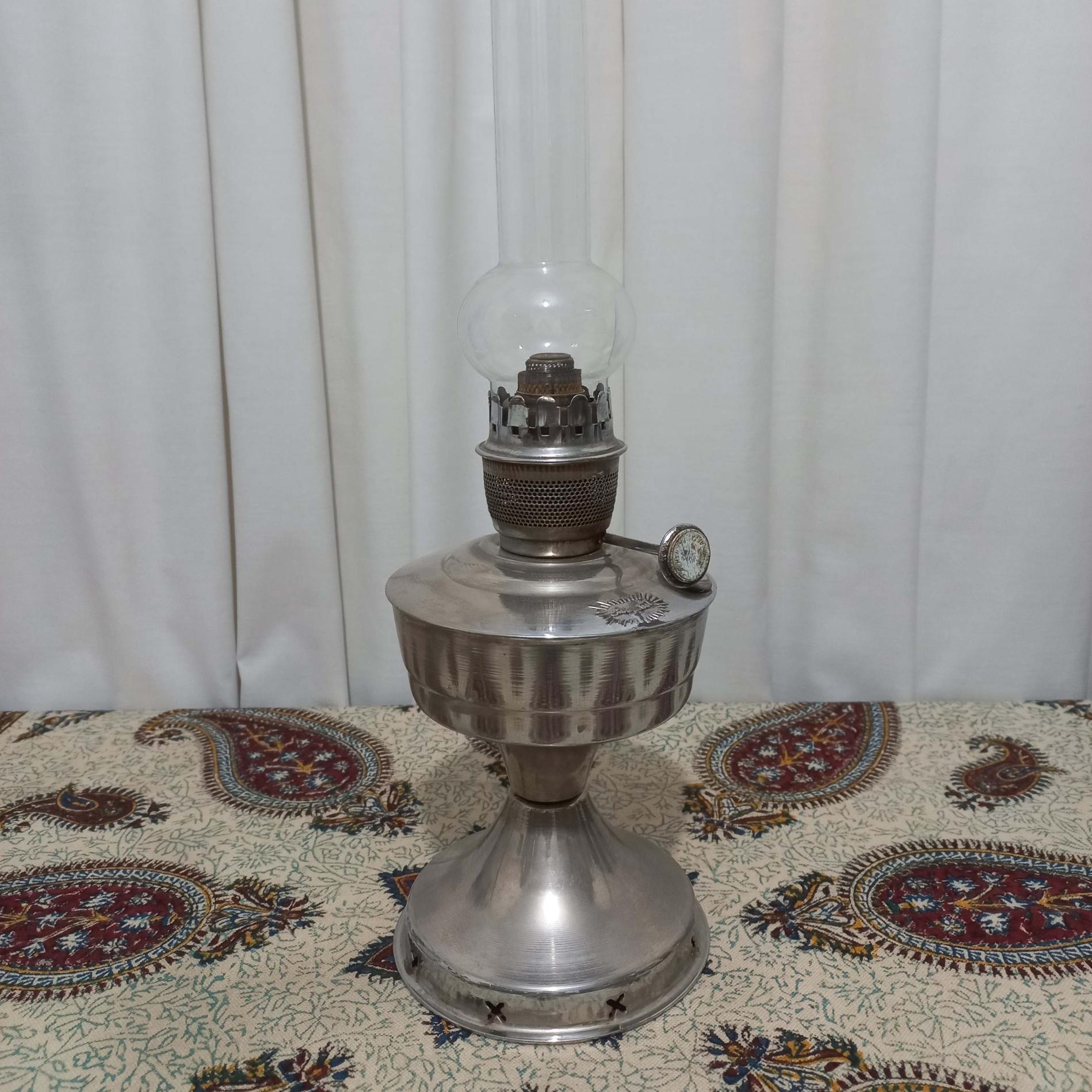 چراغ گردسوز قدیمی