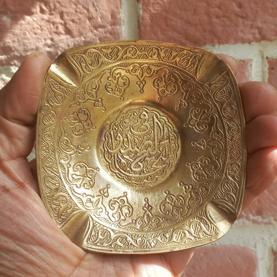 زیرسیگاری برنجی قدیمی