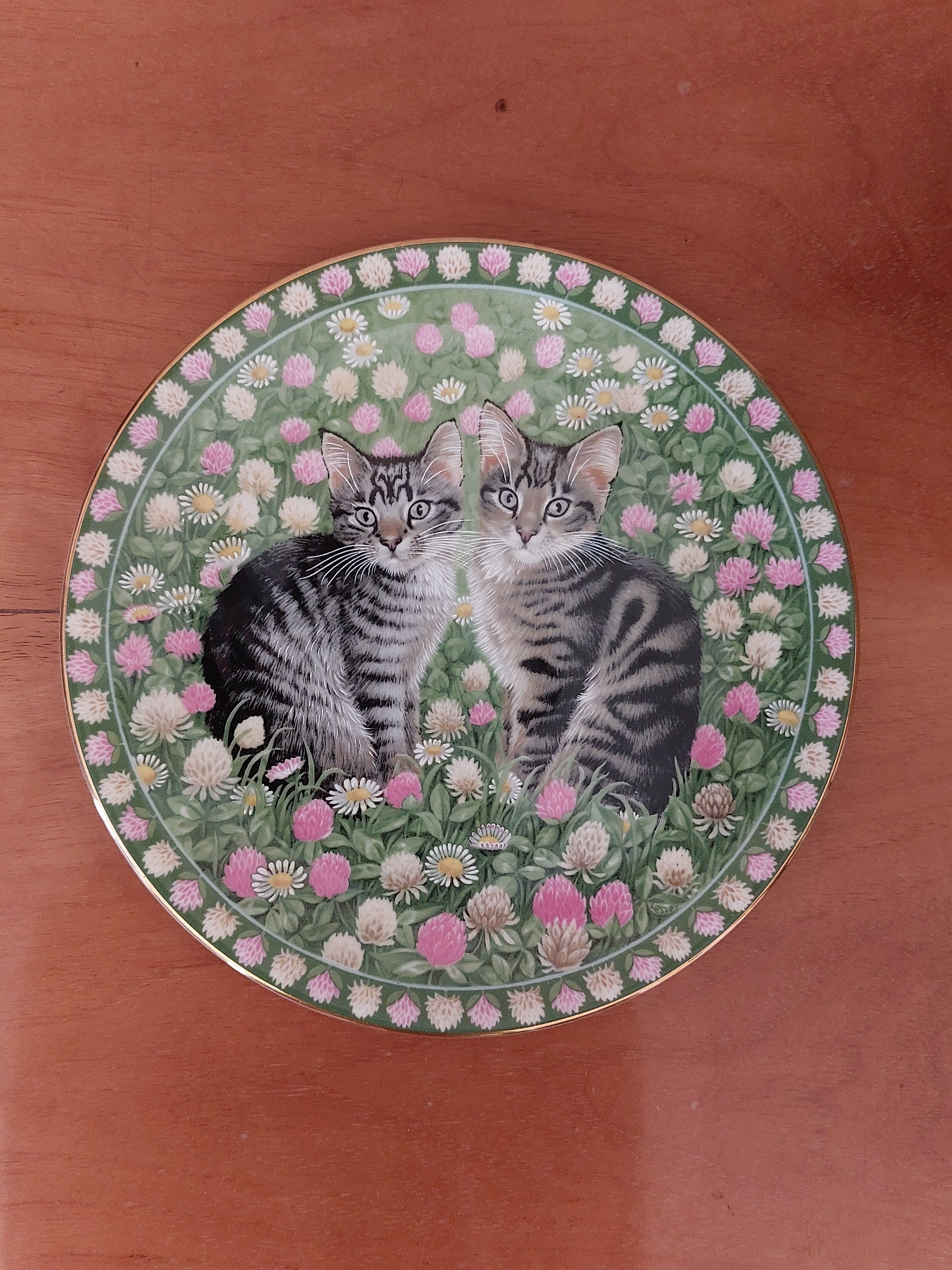 بشقاب دیوارکوب انگلیسی