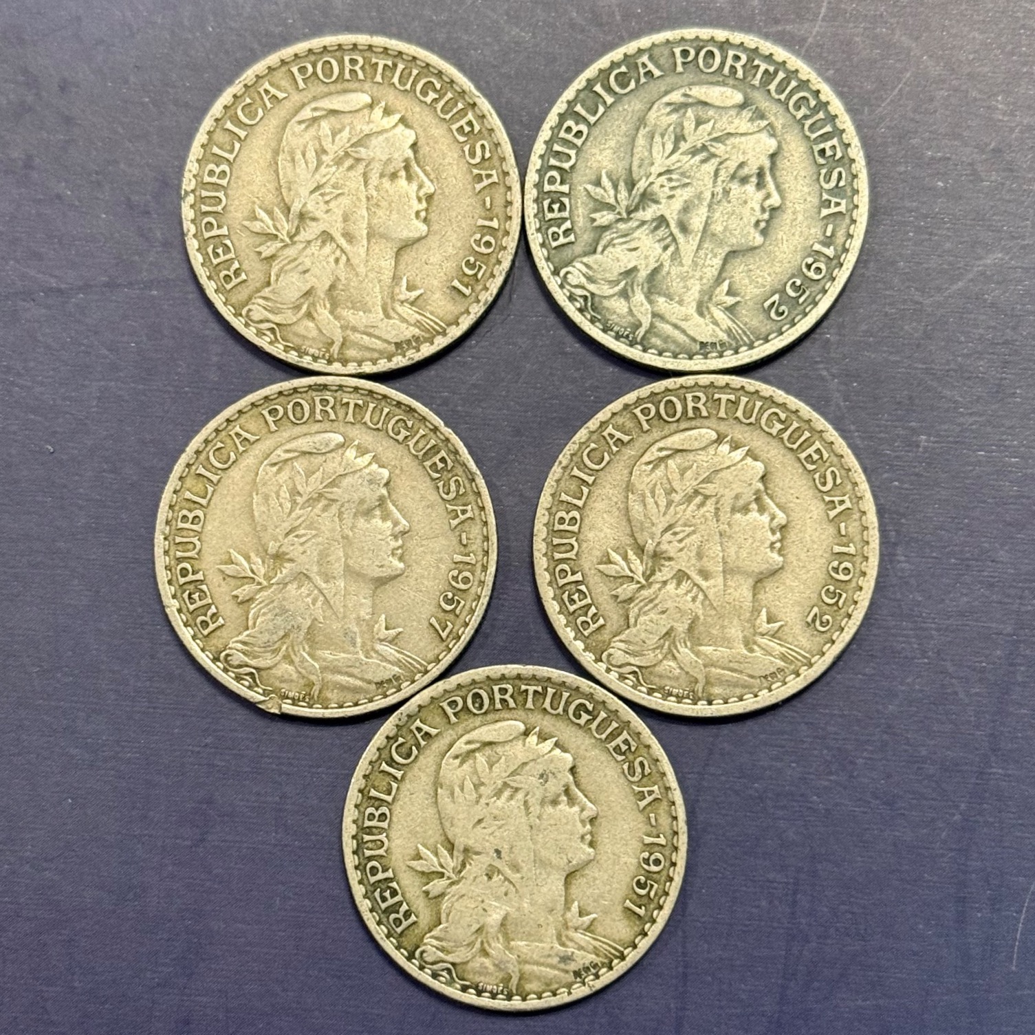 سکه 1 اسکودو پرتغال دهه 50 میلادی