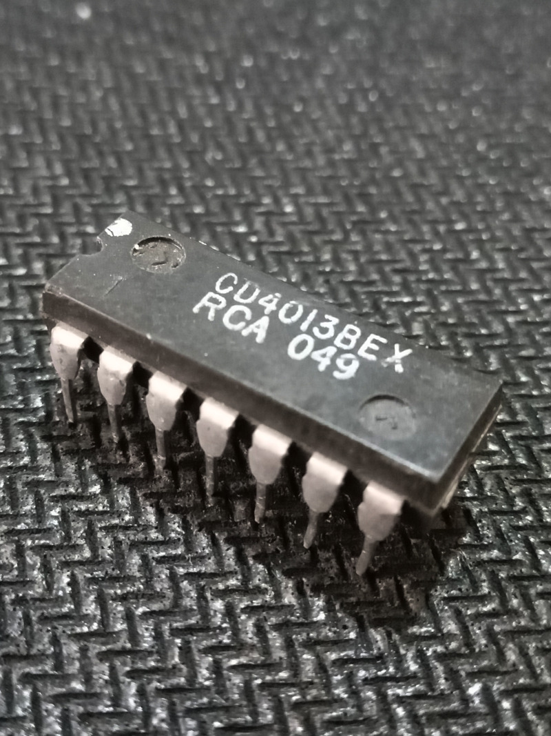 CD4013BEX D Flip Flop RCA