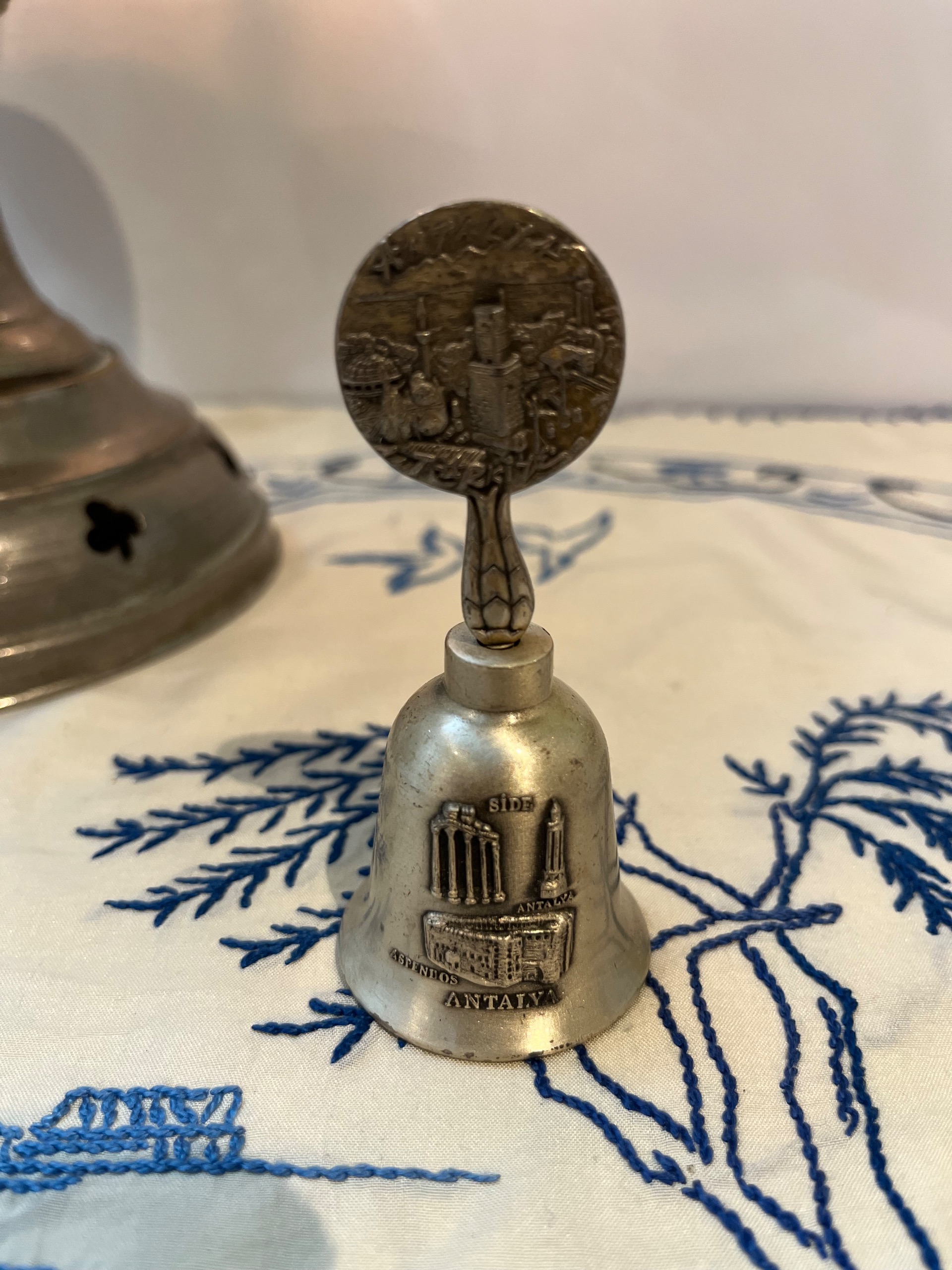 زنگوله قدیمی ترکی