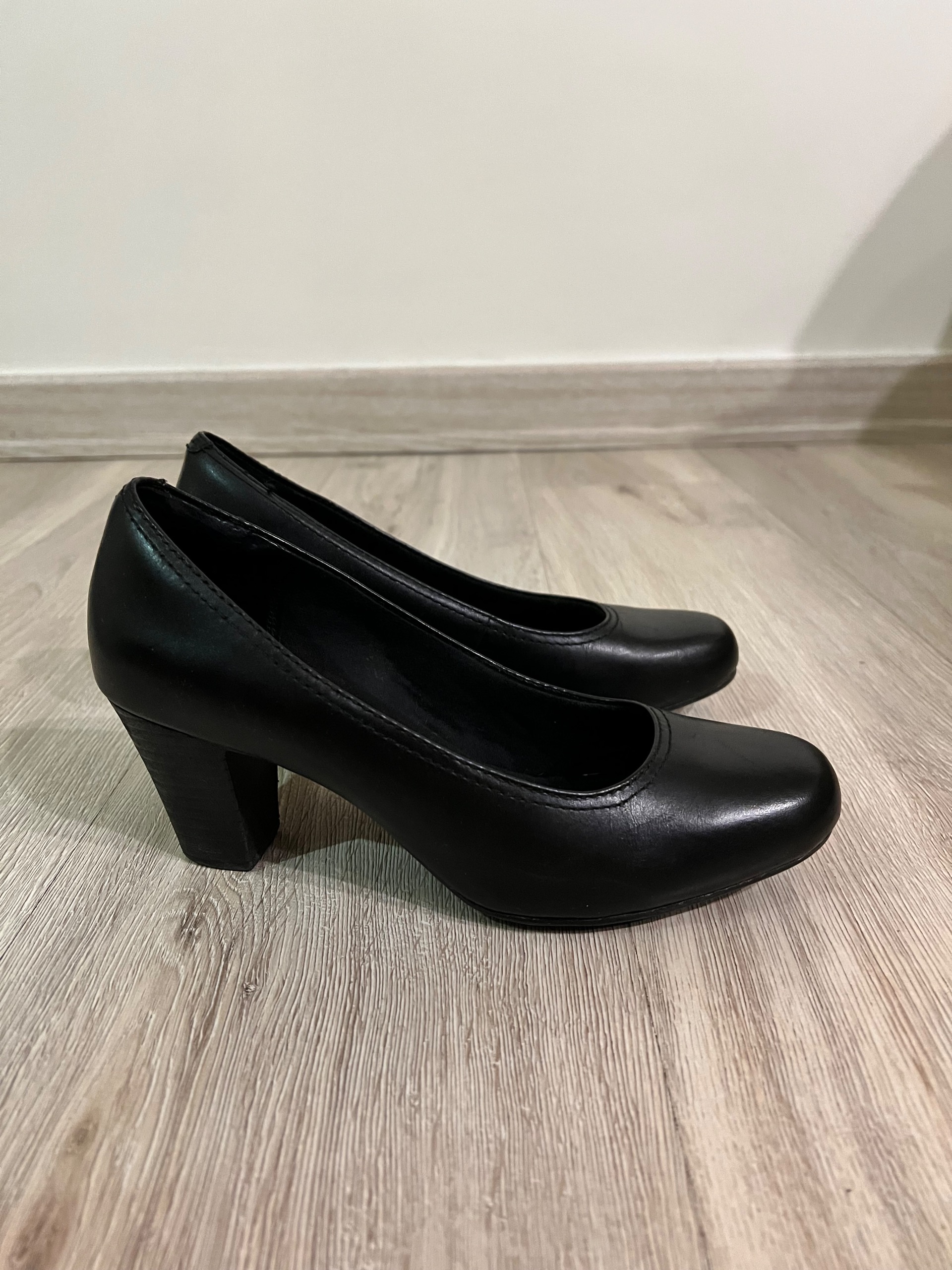 کفش مجلسی برند کلارک