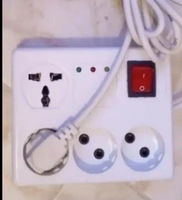 محافظ برق خانگی 4 خانه