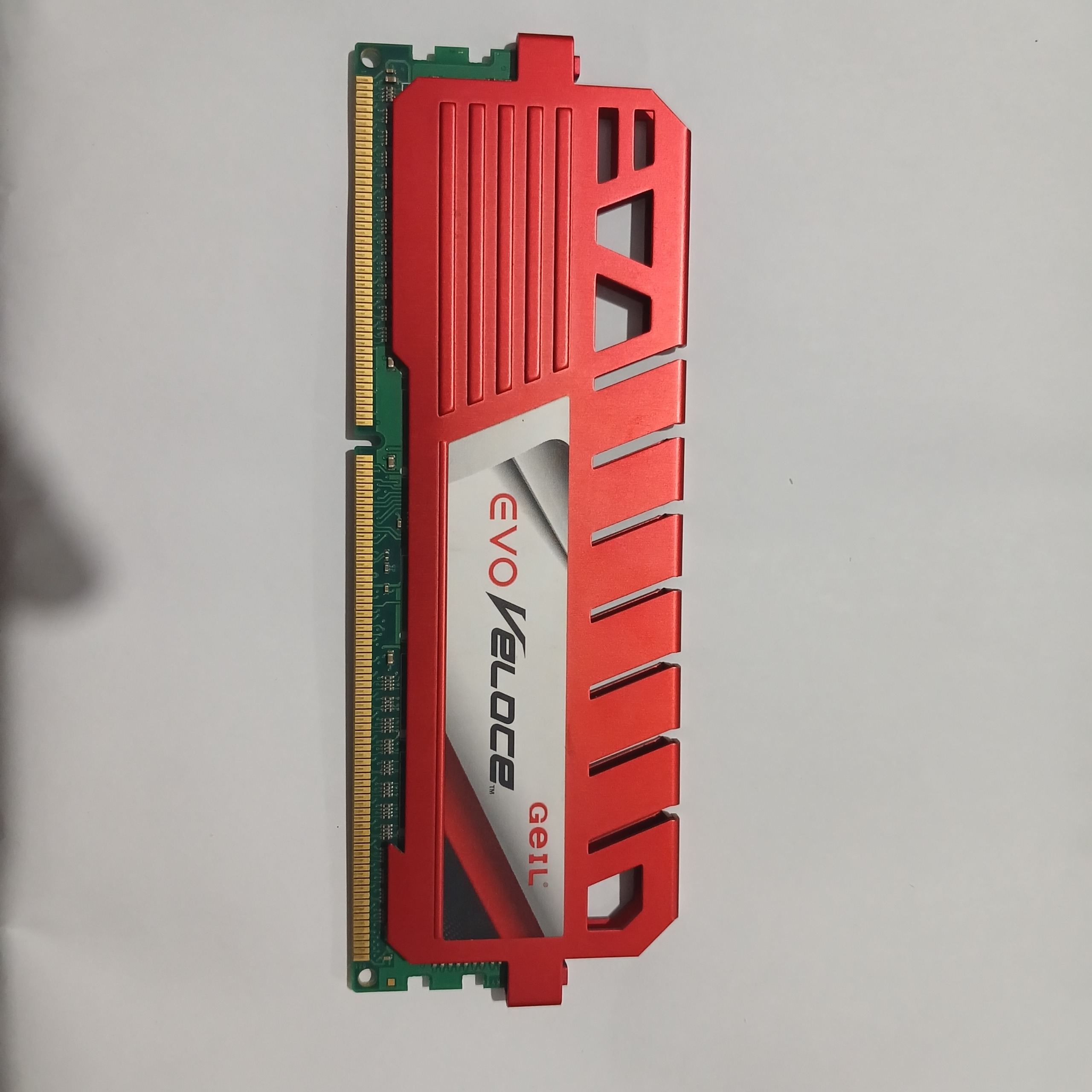 رم 4 گیگ DDR3 GEIL هت سینگ دار