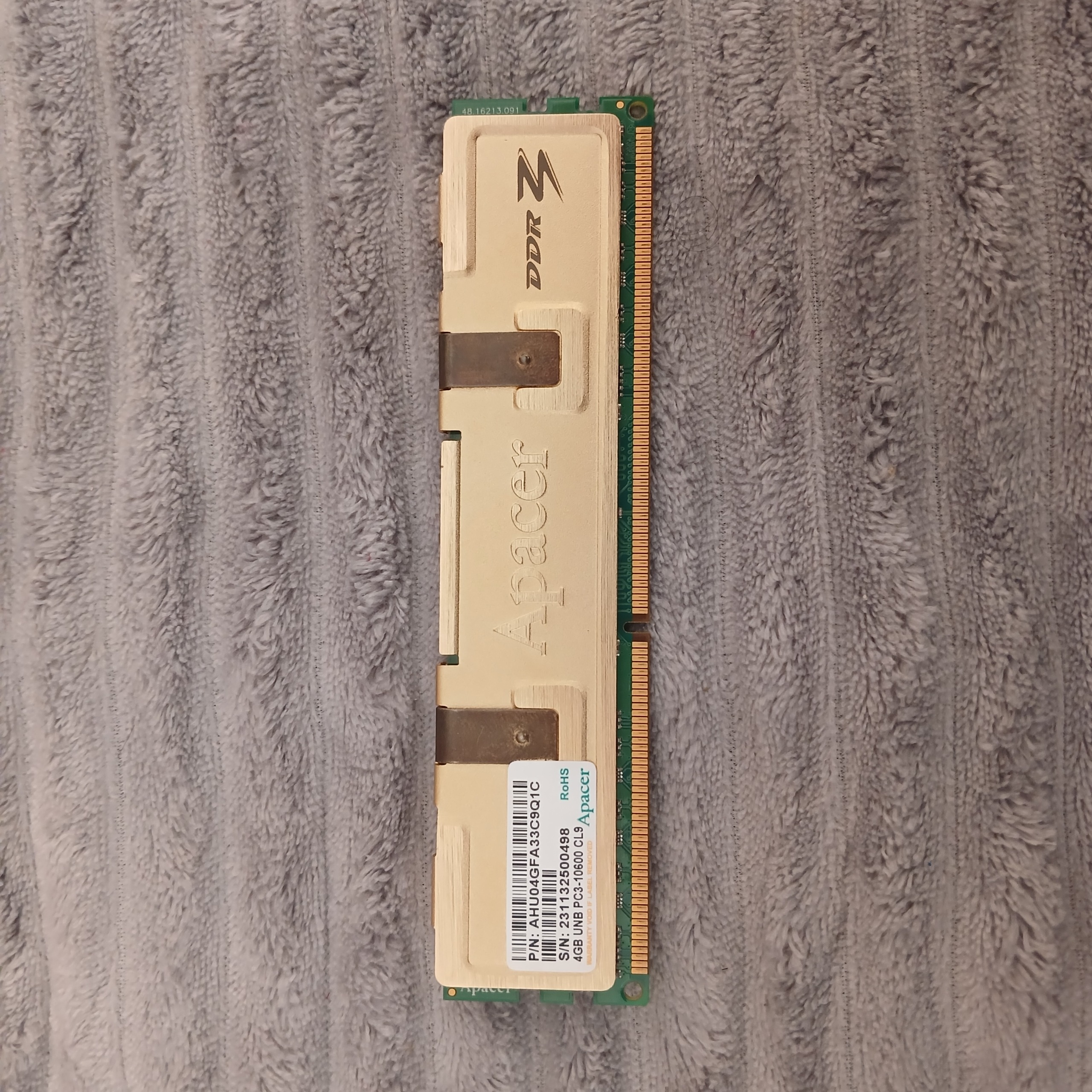 رم 4 گیگ DDR3 APACER هیت سینک دار